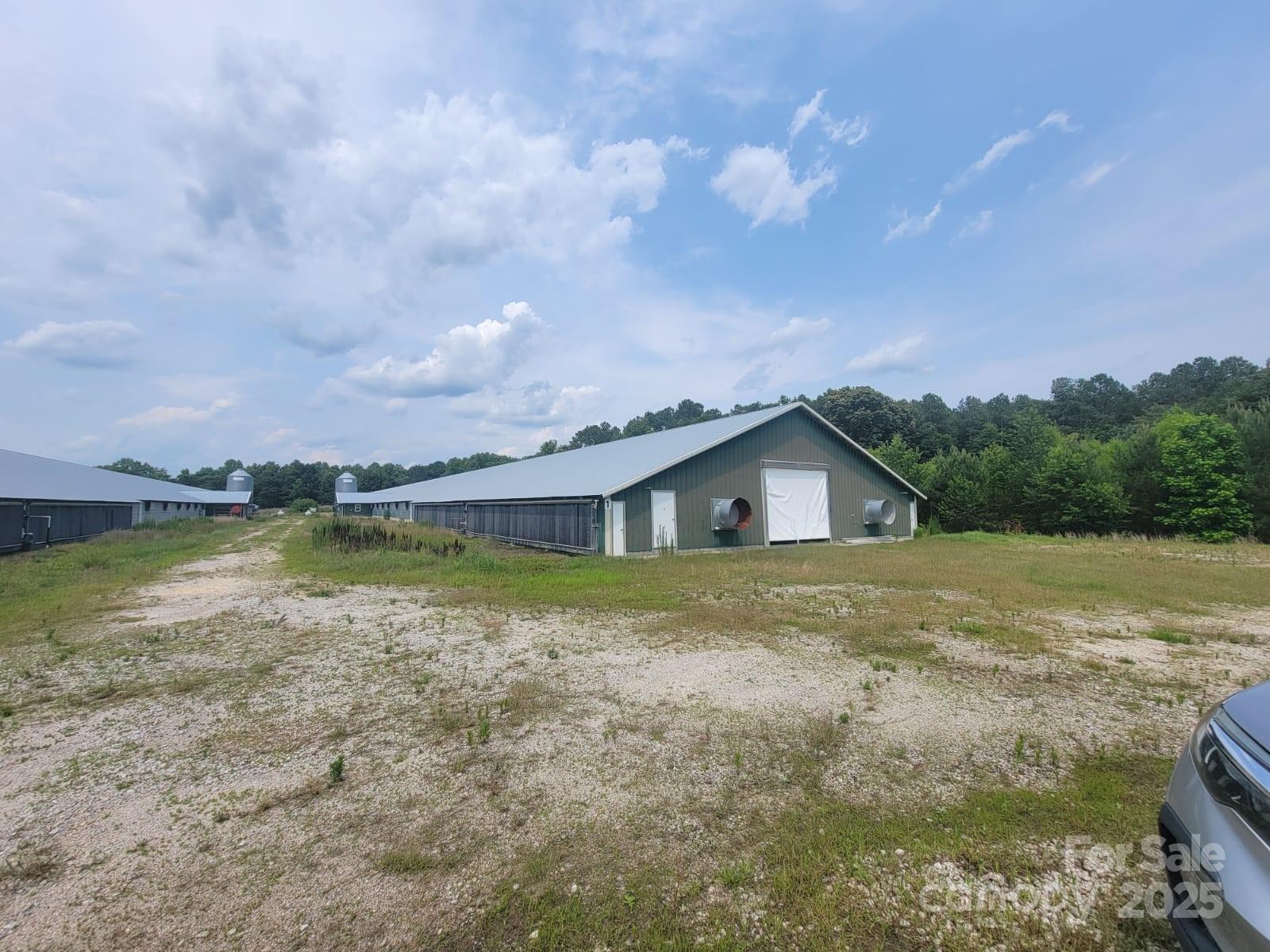 1662 Ellis Road Property Photo 2