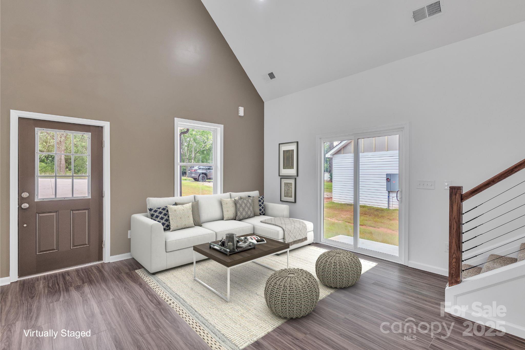 512 North Mulberry Street Property Photo 5