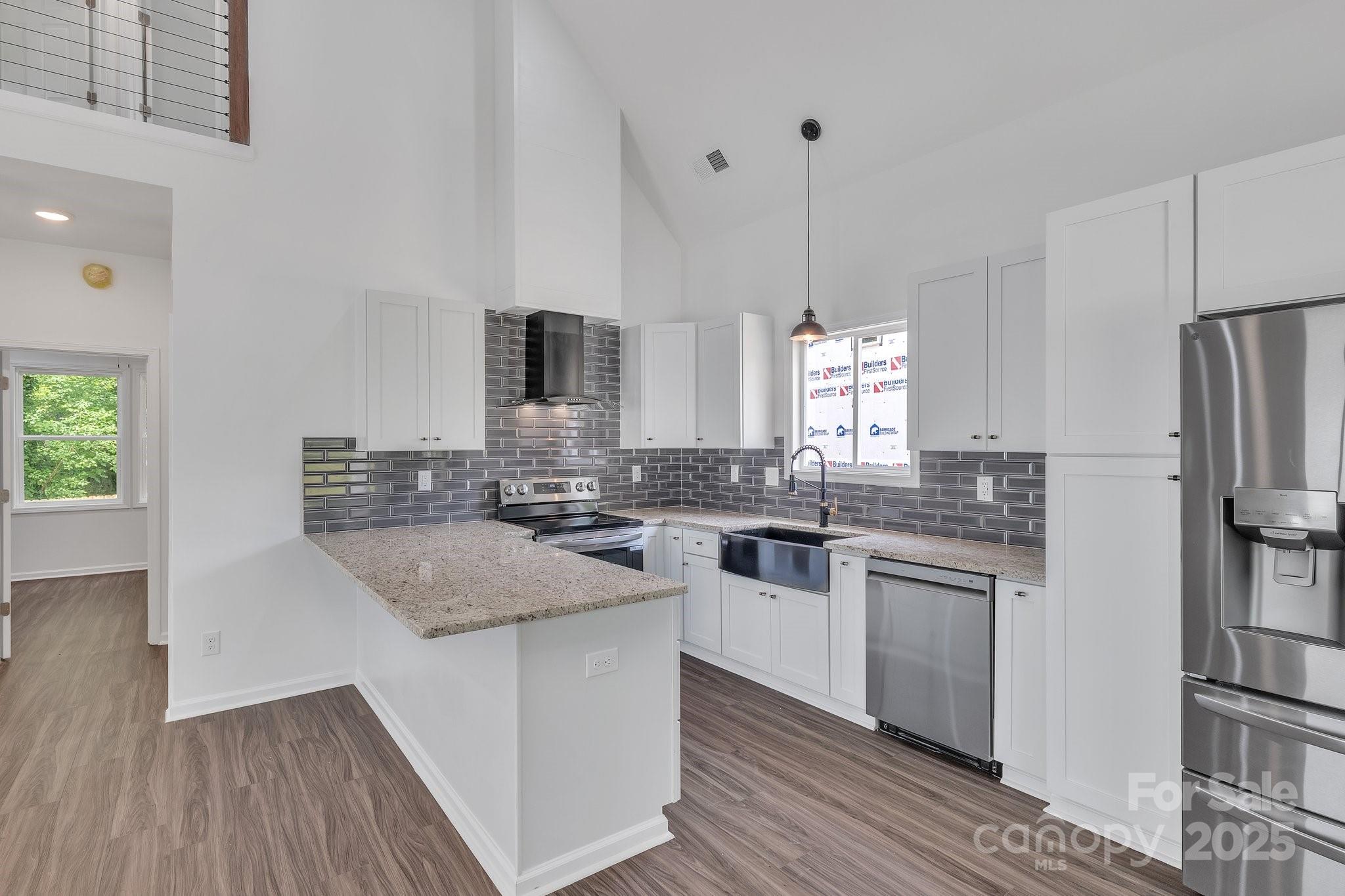 512 North Mulberry Street Property Photo 9