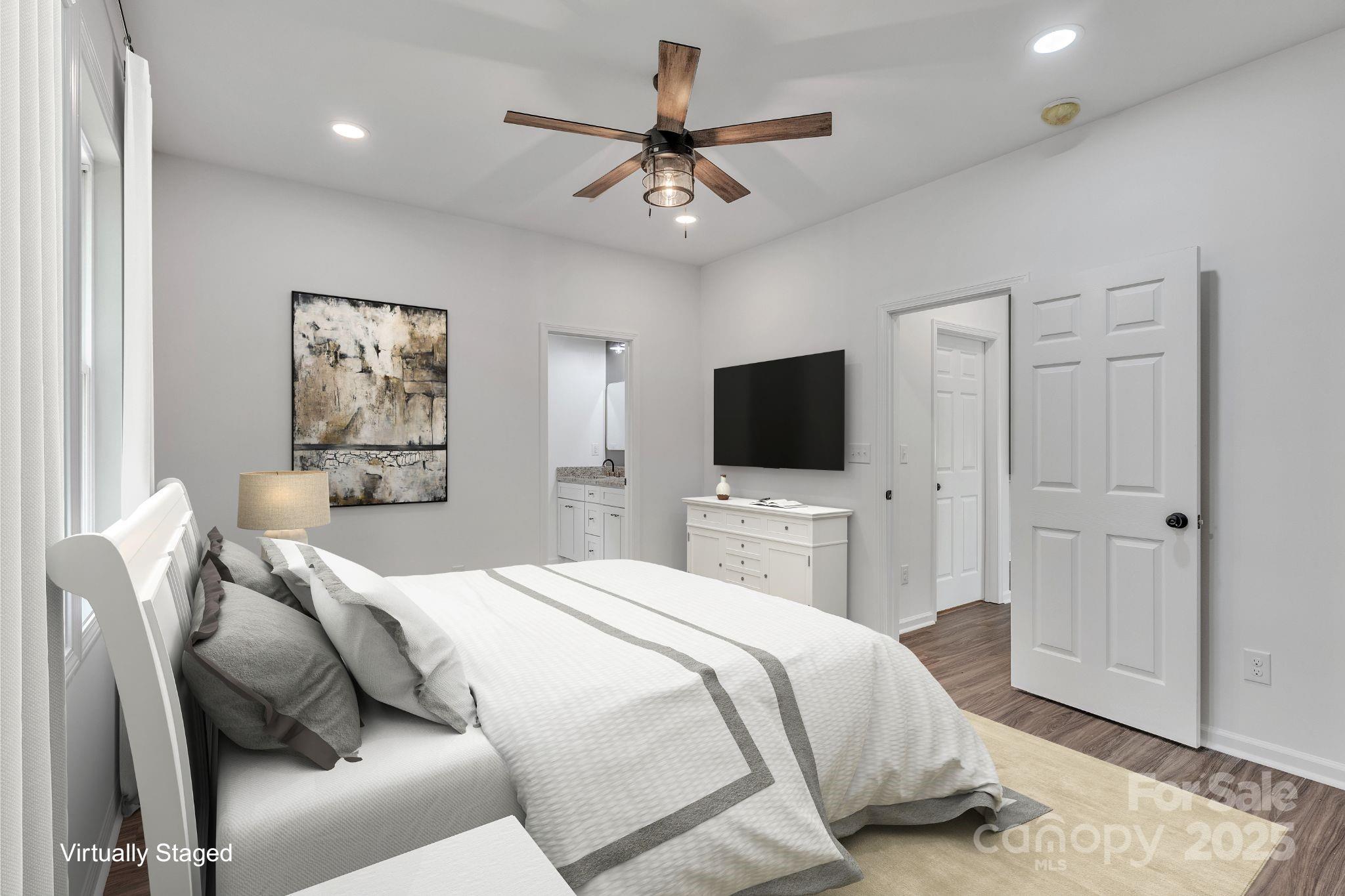 512 North Mulberry Street Property Photo 11