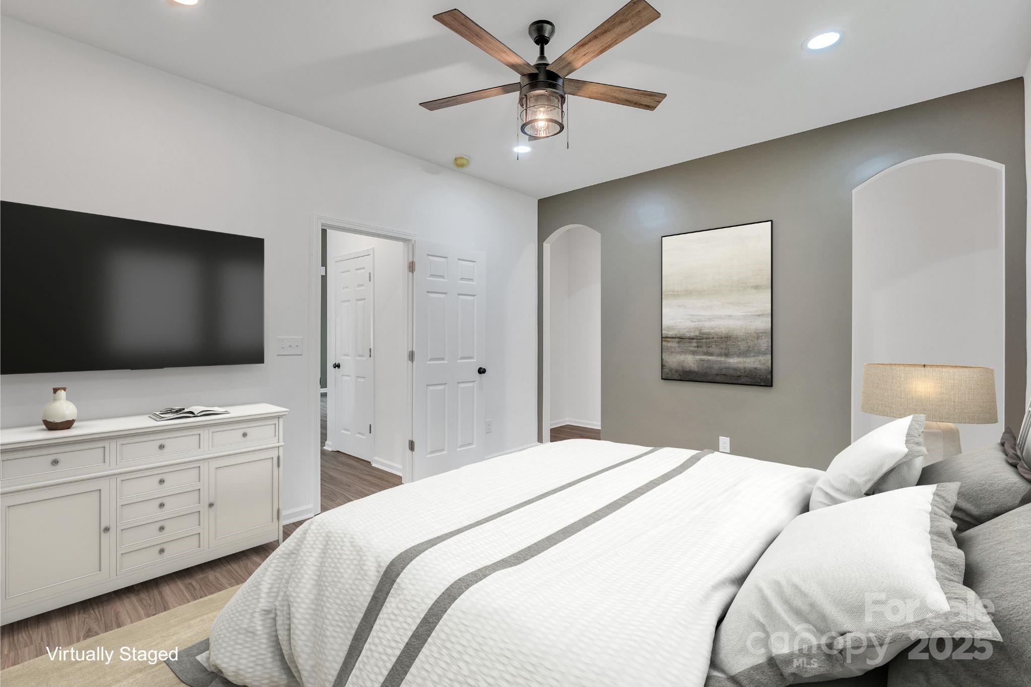 512 North Mulberry Street Property Photo 12