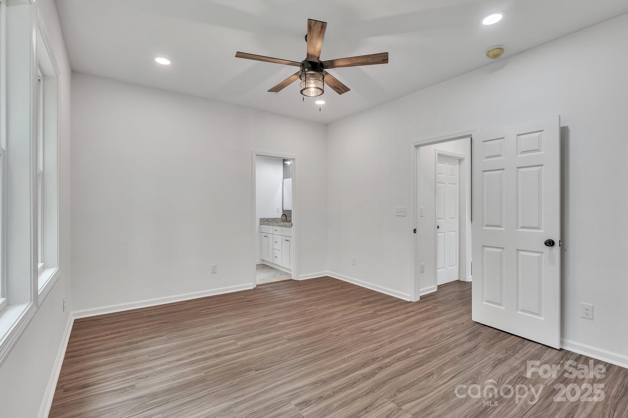 512 North Mulberry Street Property Photo 28