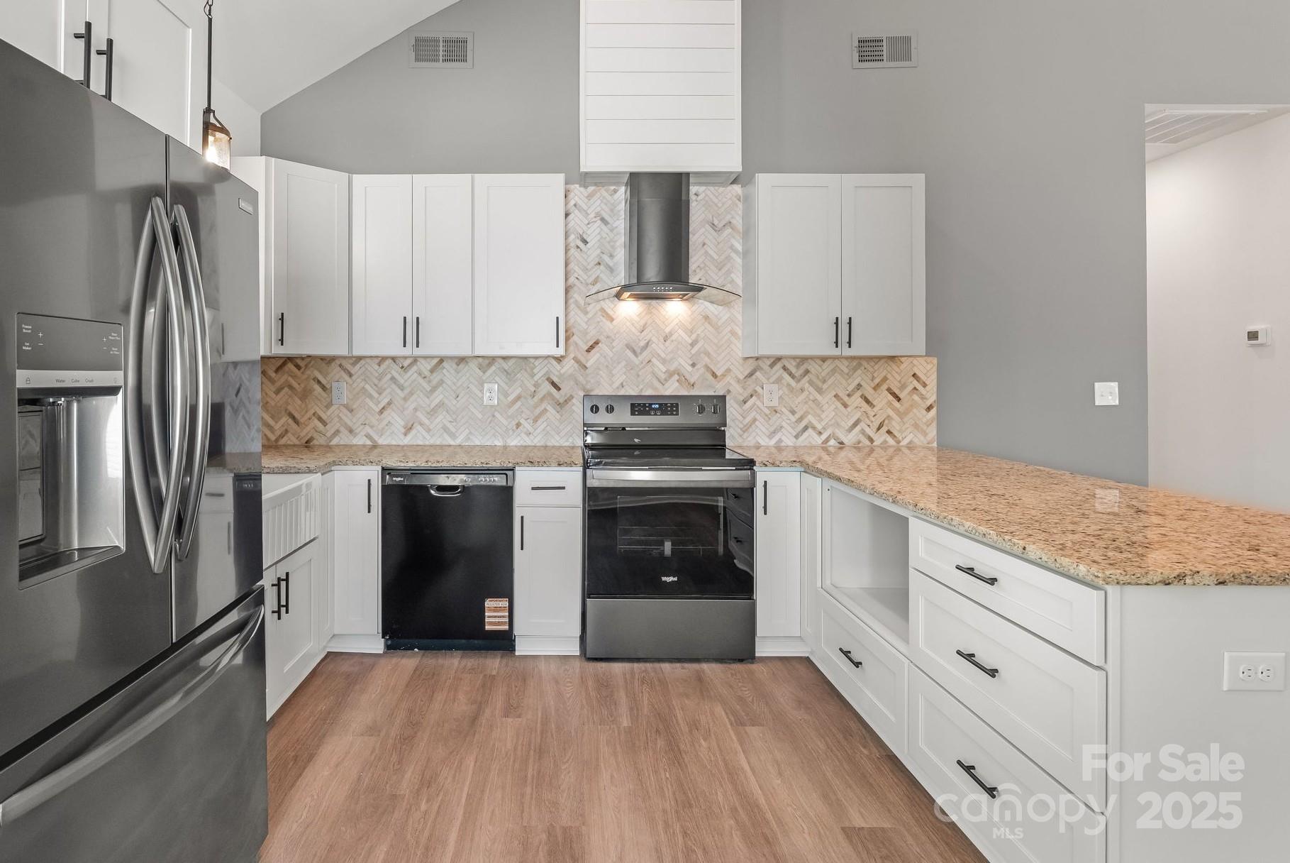 514 North Mulberry Street Property Photo 8