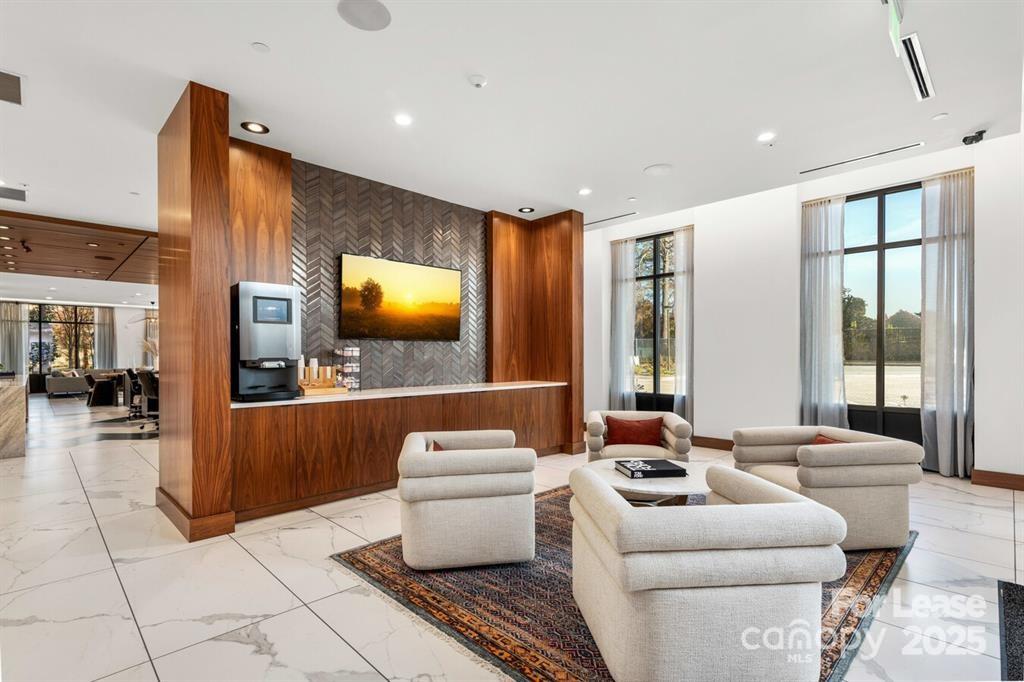 4220 Colony Plaza Drive 22a Property Photo 11