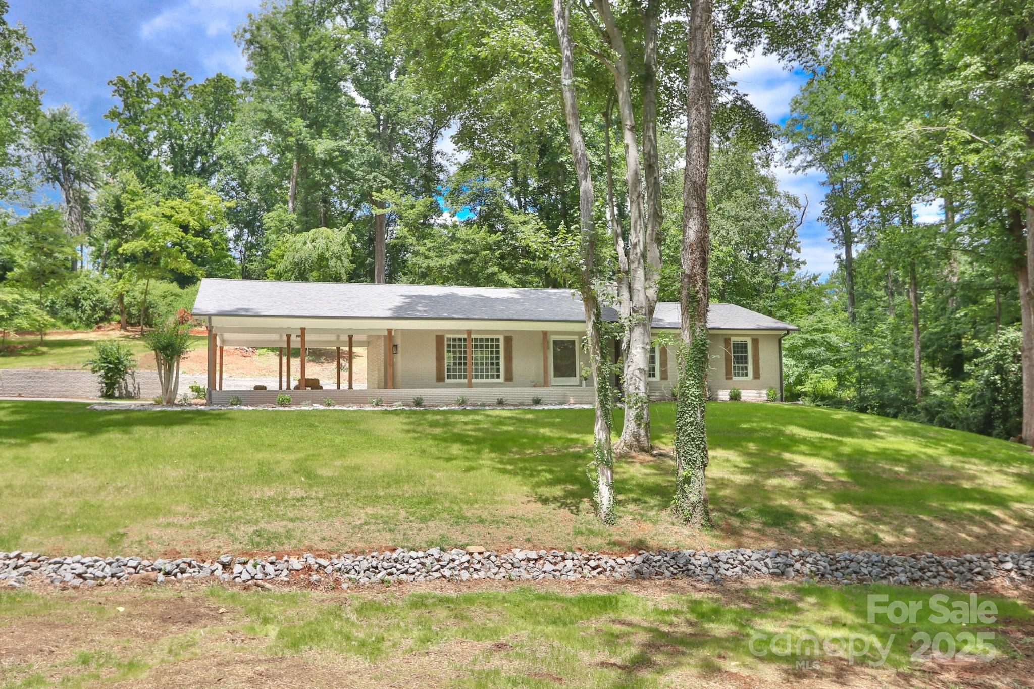 125 Dutchman Creek Road