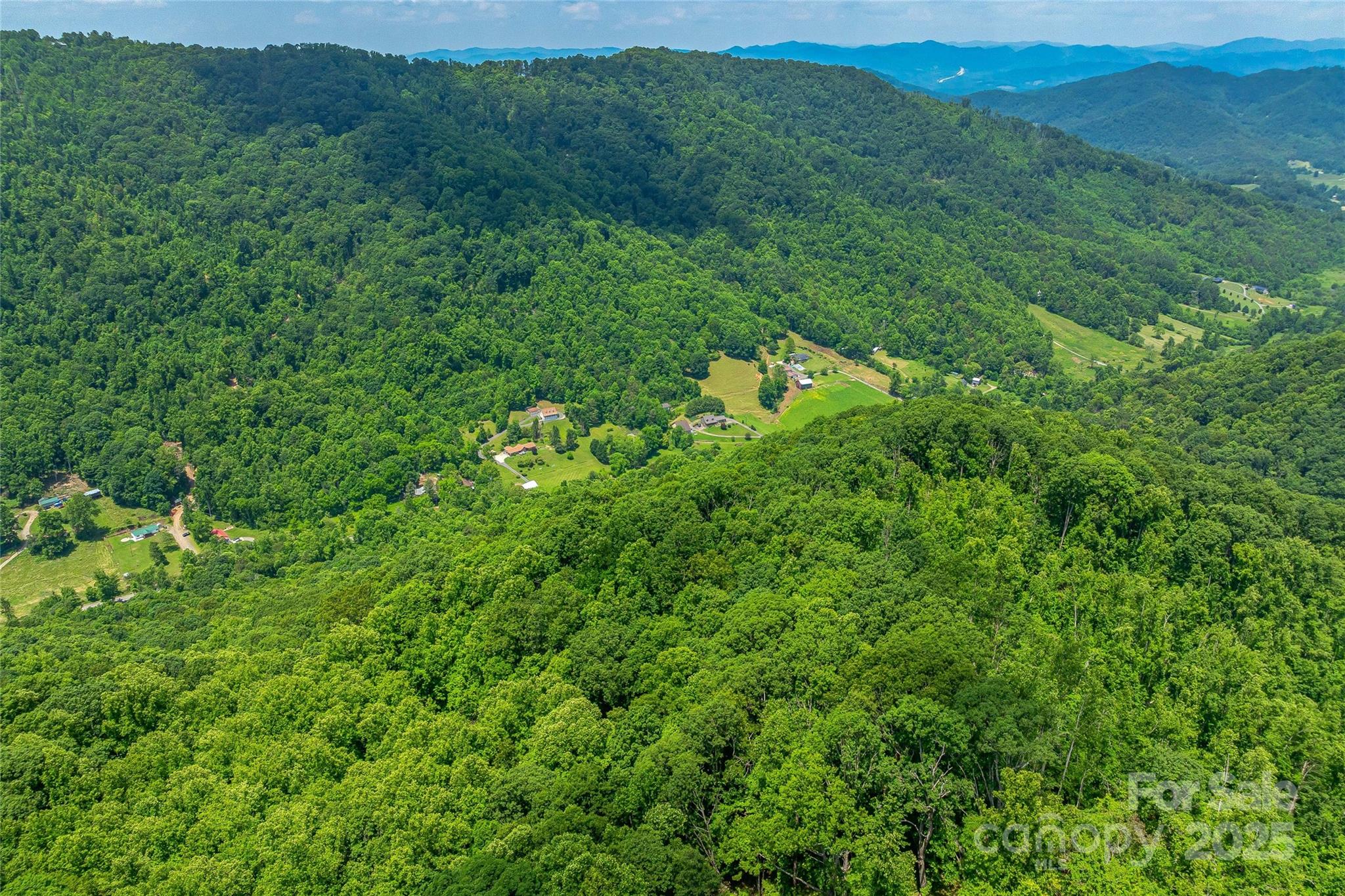 99999 Countryside Estate Property Photo 13