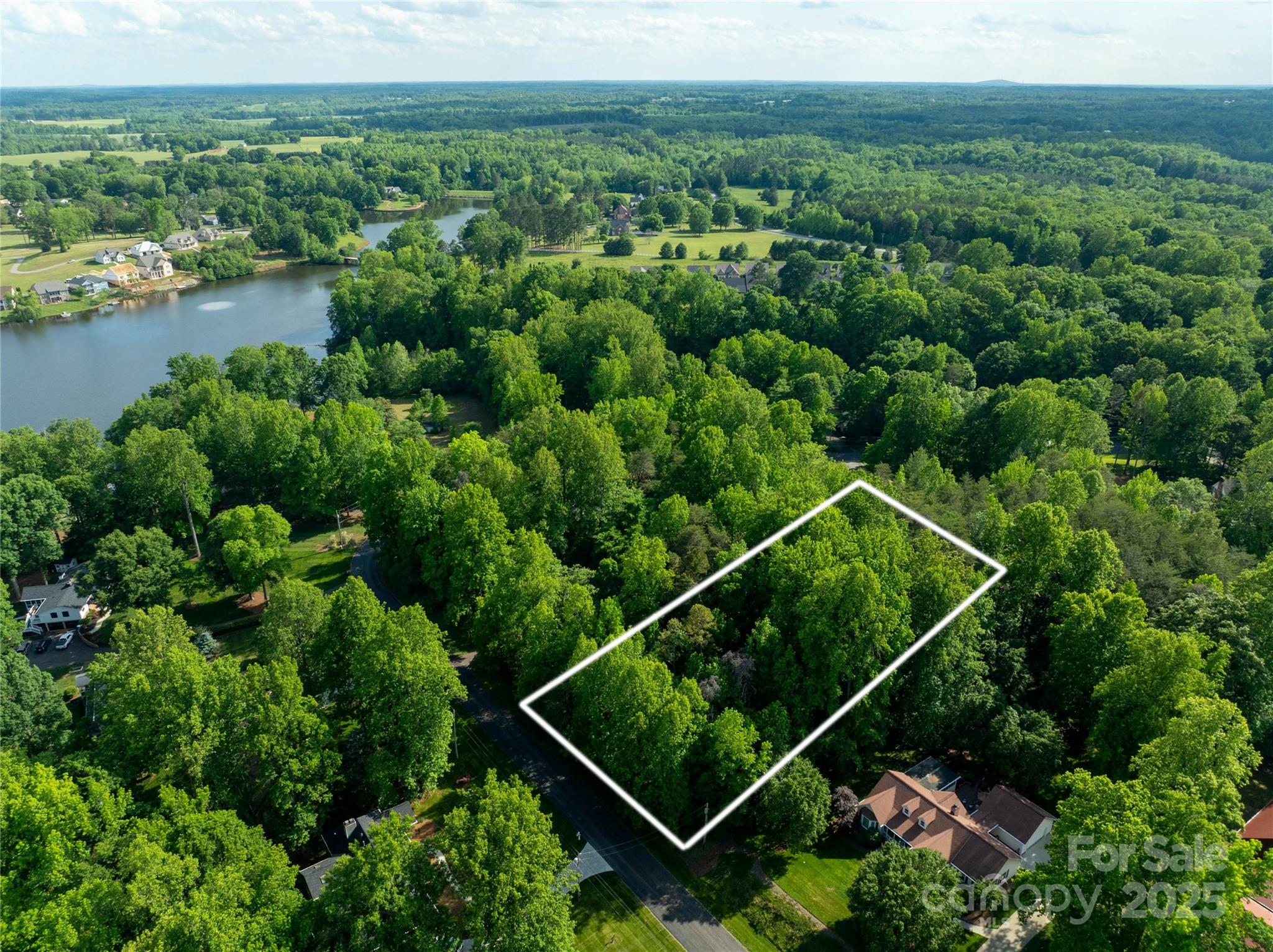 281 Lakeview Road Property Photo 1