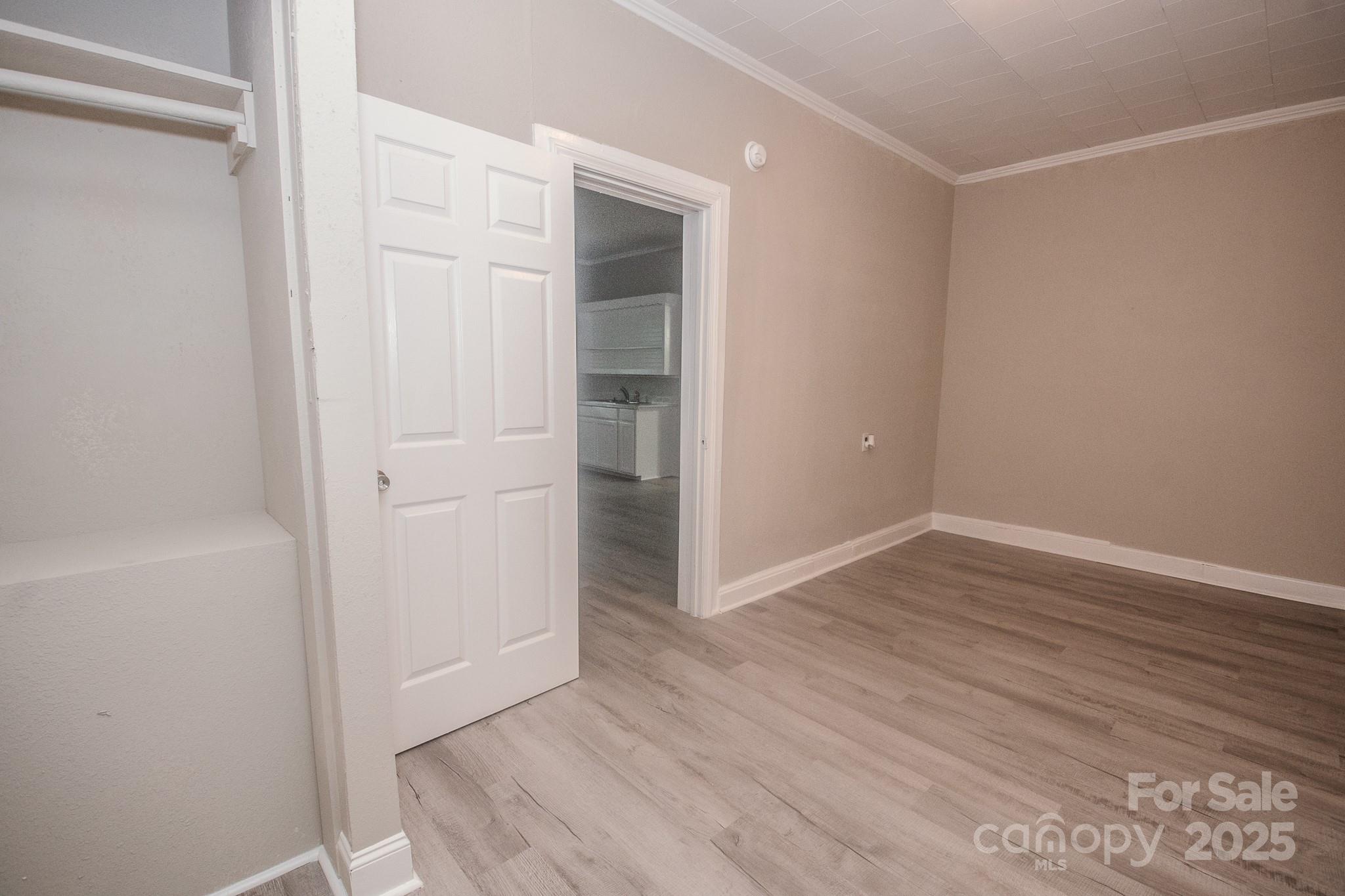 707 W Phifer Street Property Photo 10