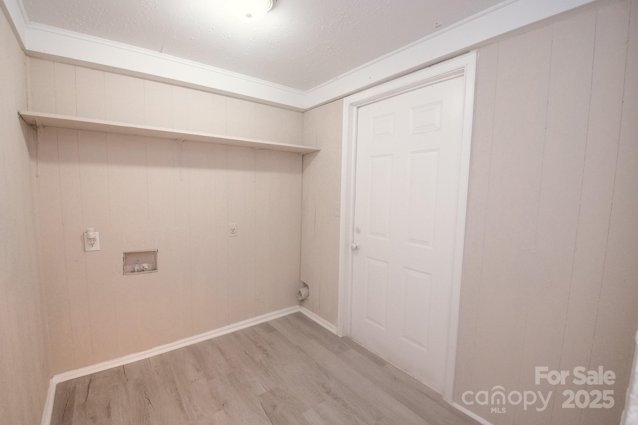 707 W Phifer Street Property Photo 25