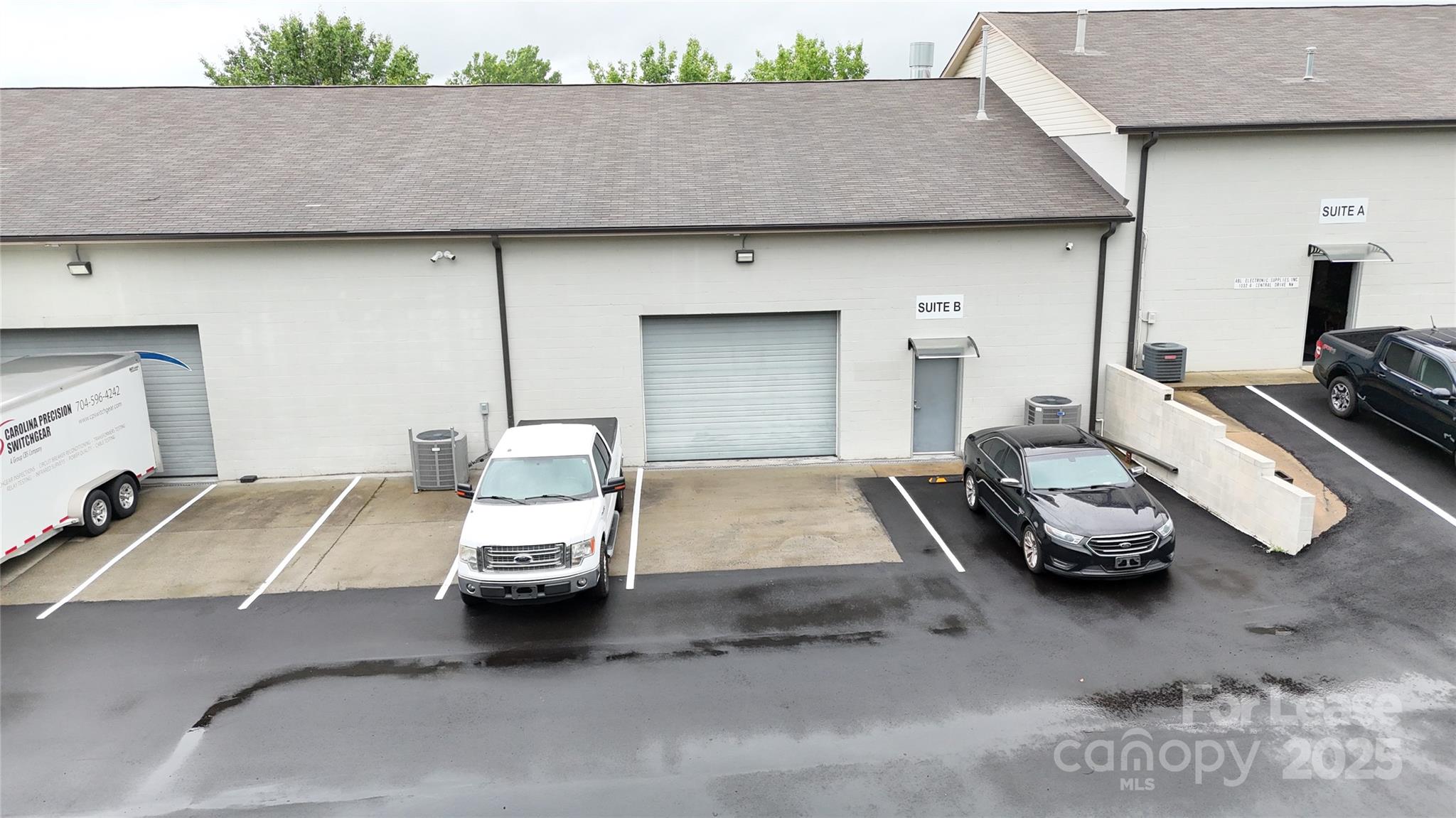 1032 Central Drive Suite B Property Photo 9