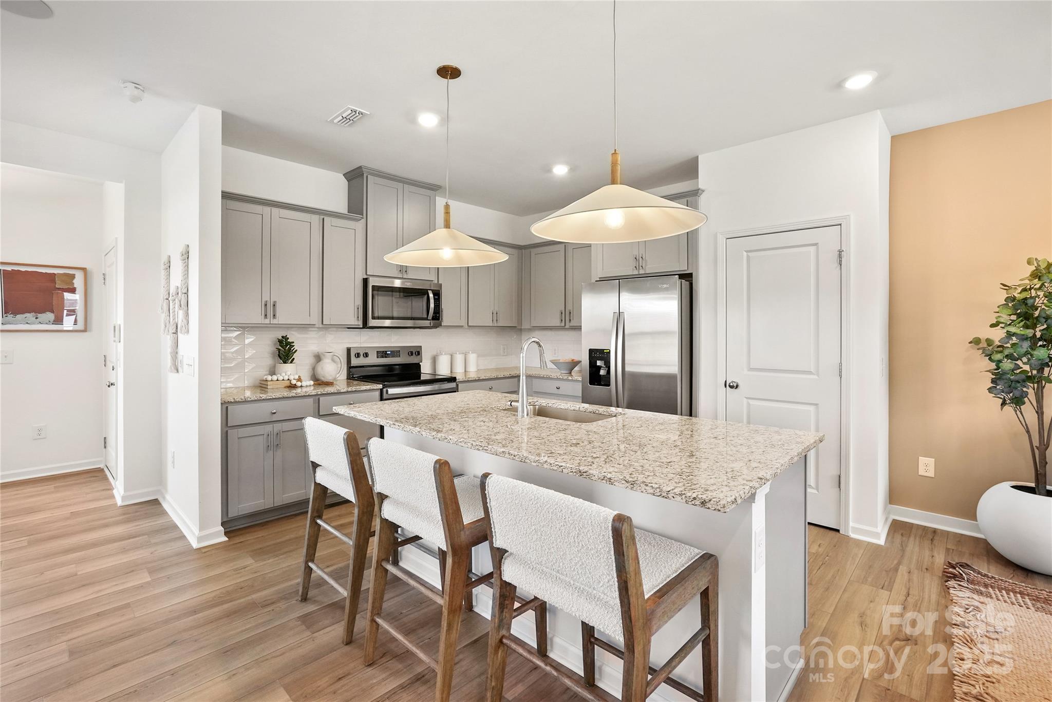 2101 Riverstone Boulevard 148 Property Photo 4