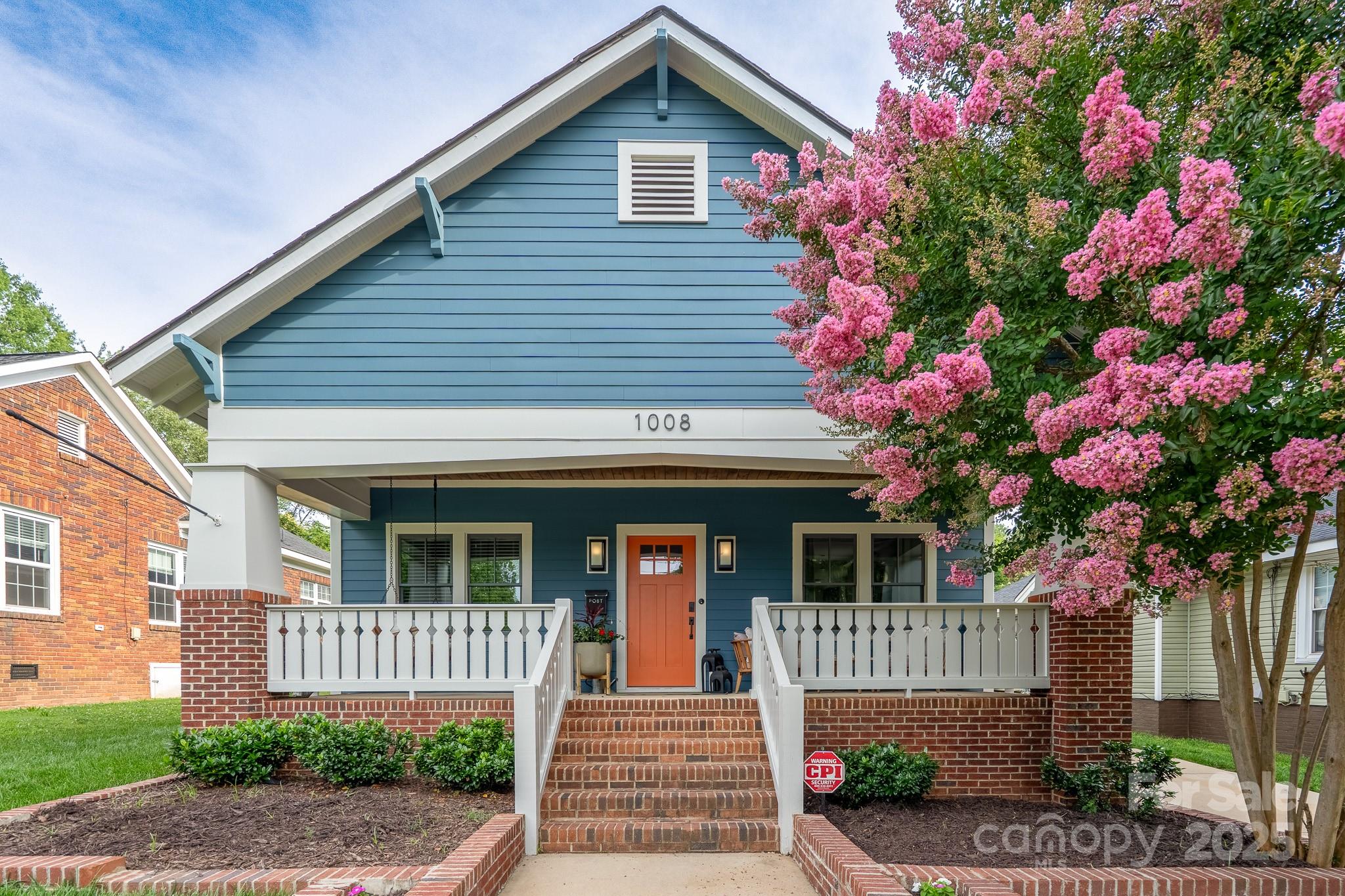 1008 Vanizer Street Property Photo 1