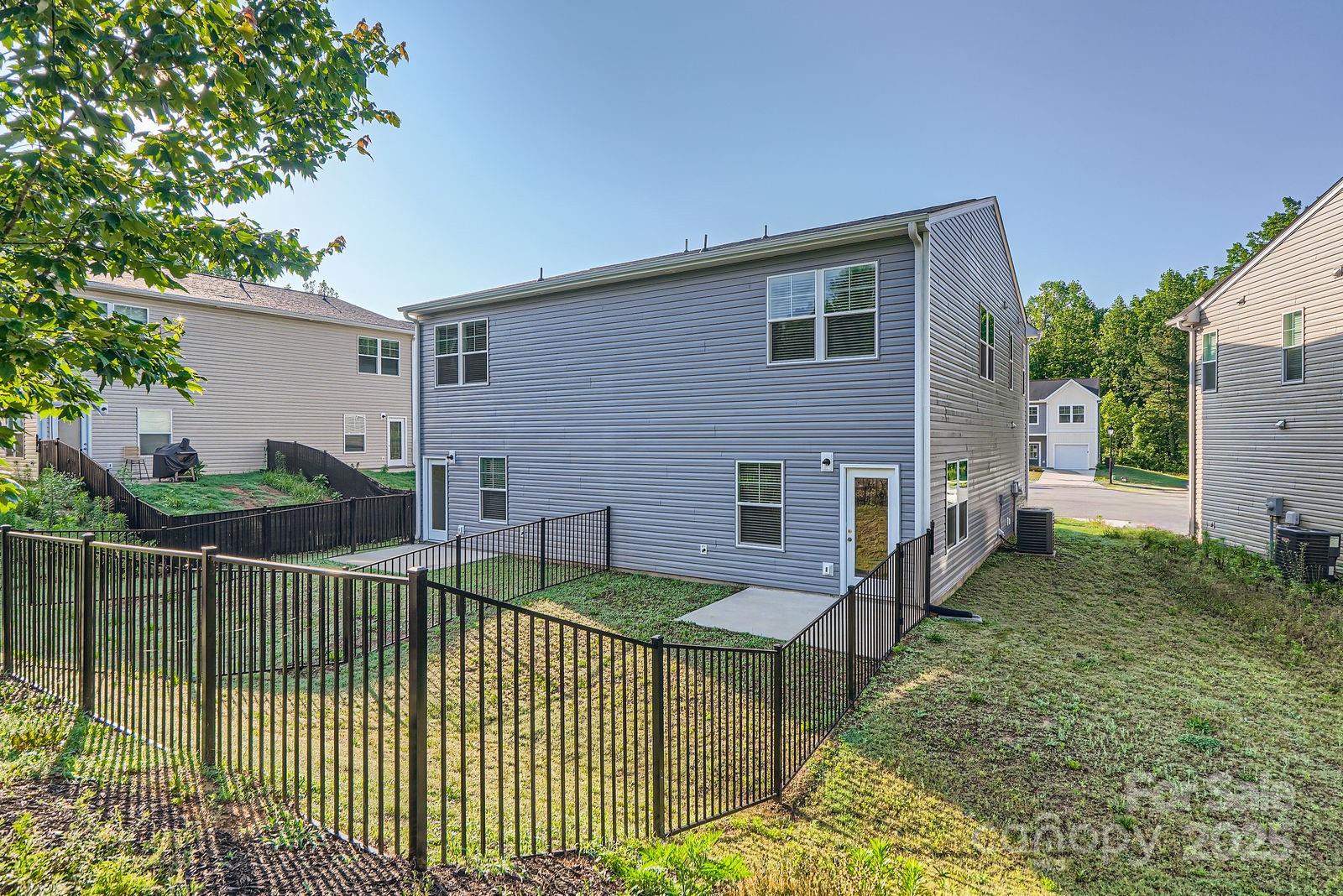108 Blakeslee Court Property Photo 14