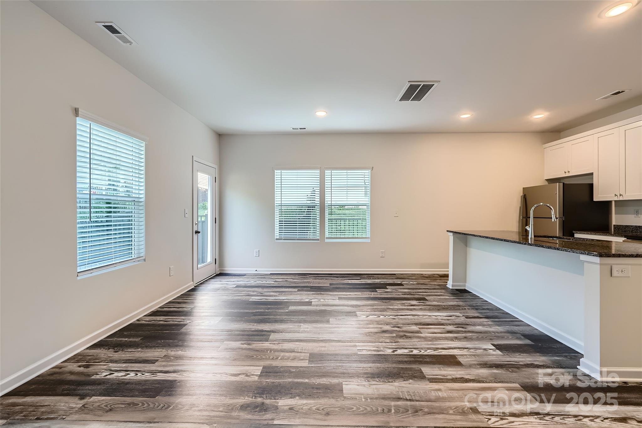 108 Blakeslee Court Property Photo 18