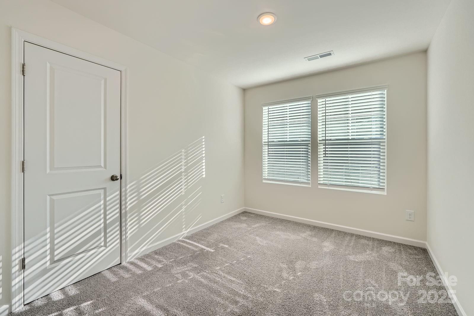 108 Blakeslee Court Property Photo 23