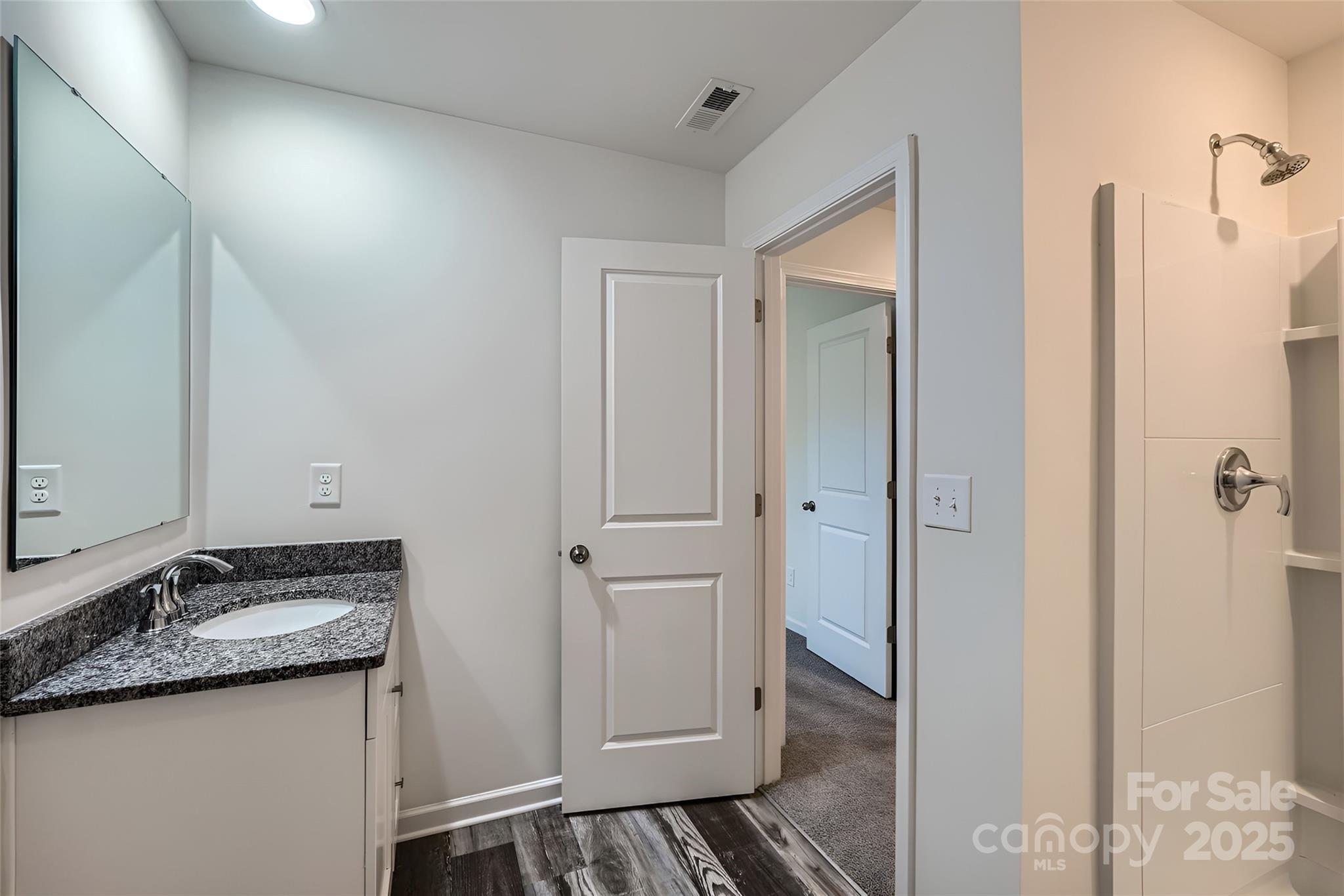 108 Blakeslee Court Property Photo 25