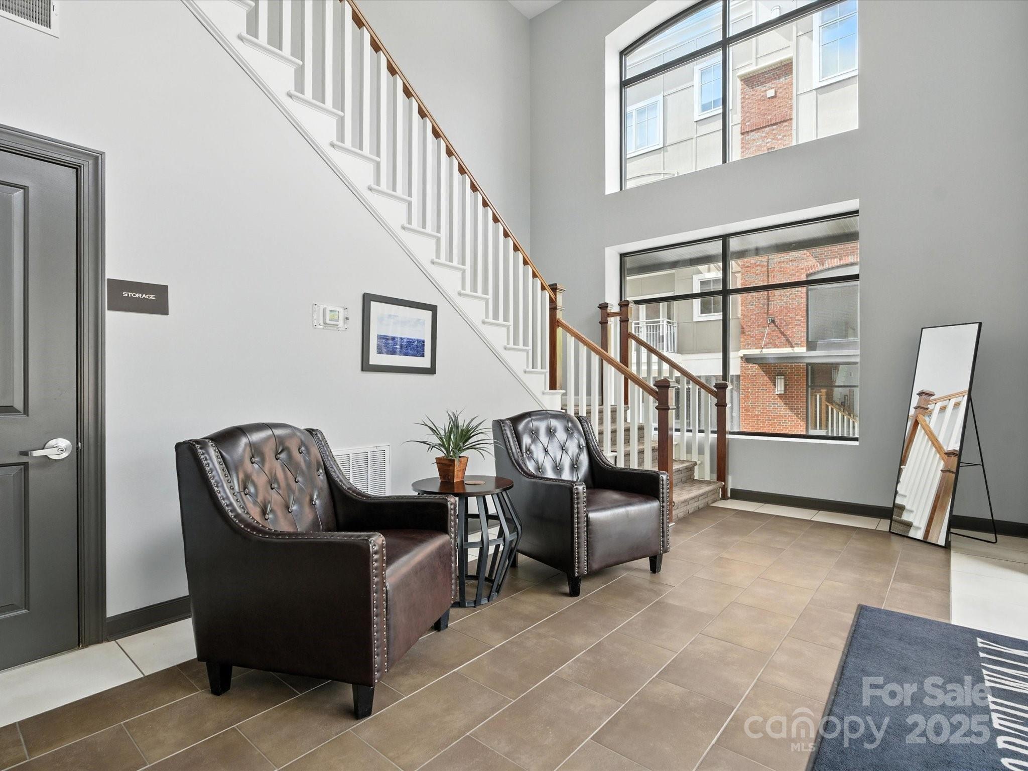 1829 Kenilworth Avenue Property Photo 4