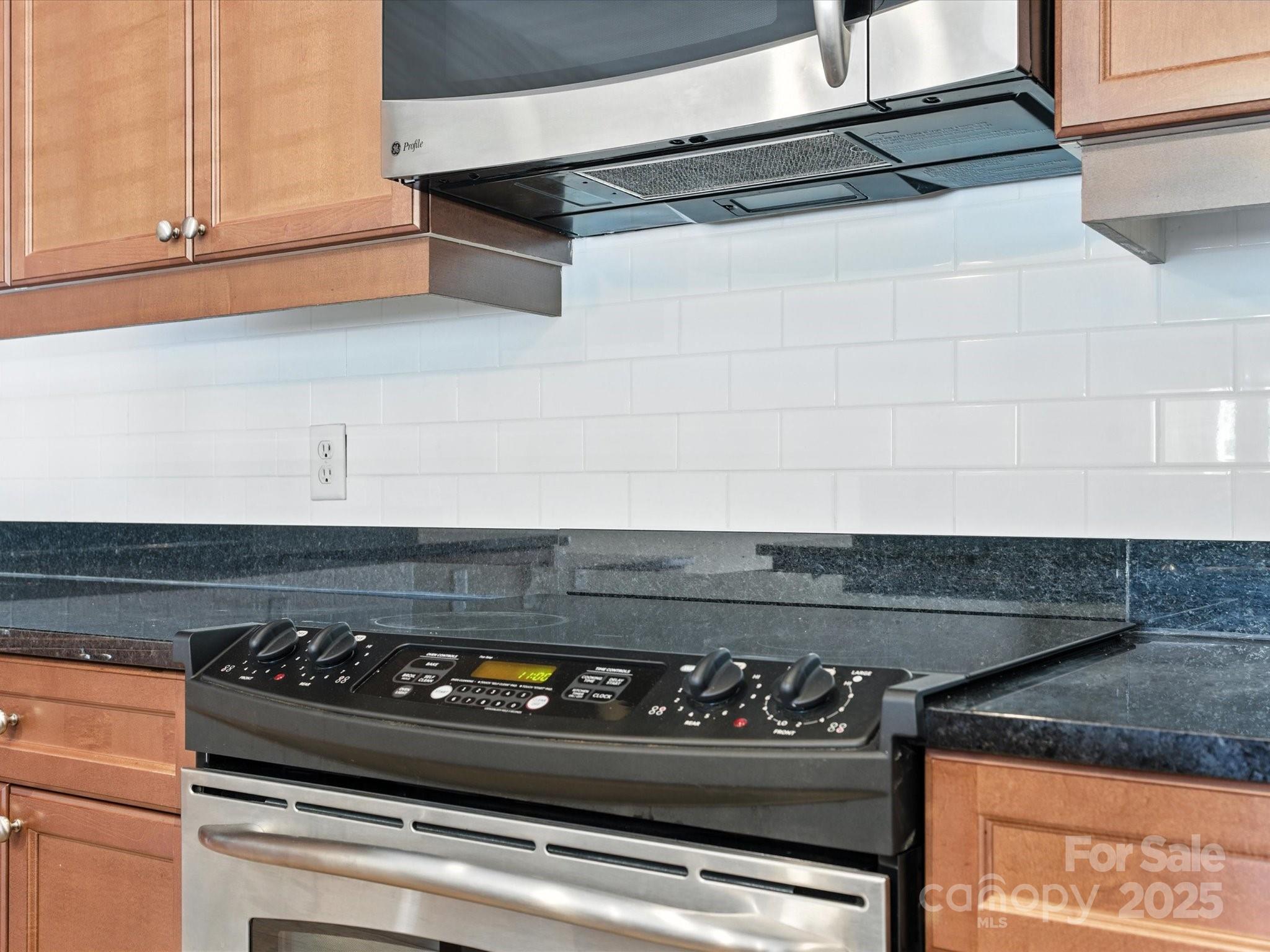 1829 Kenilworth Avenue Property Photo 15