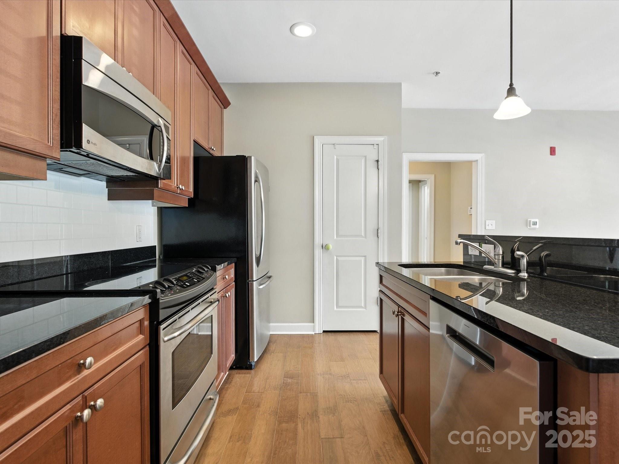 1829 Kenilworth Avenue Property Photo 20