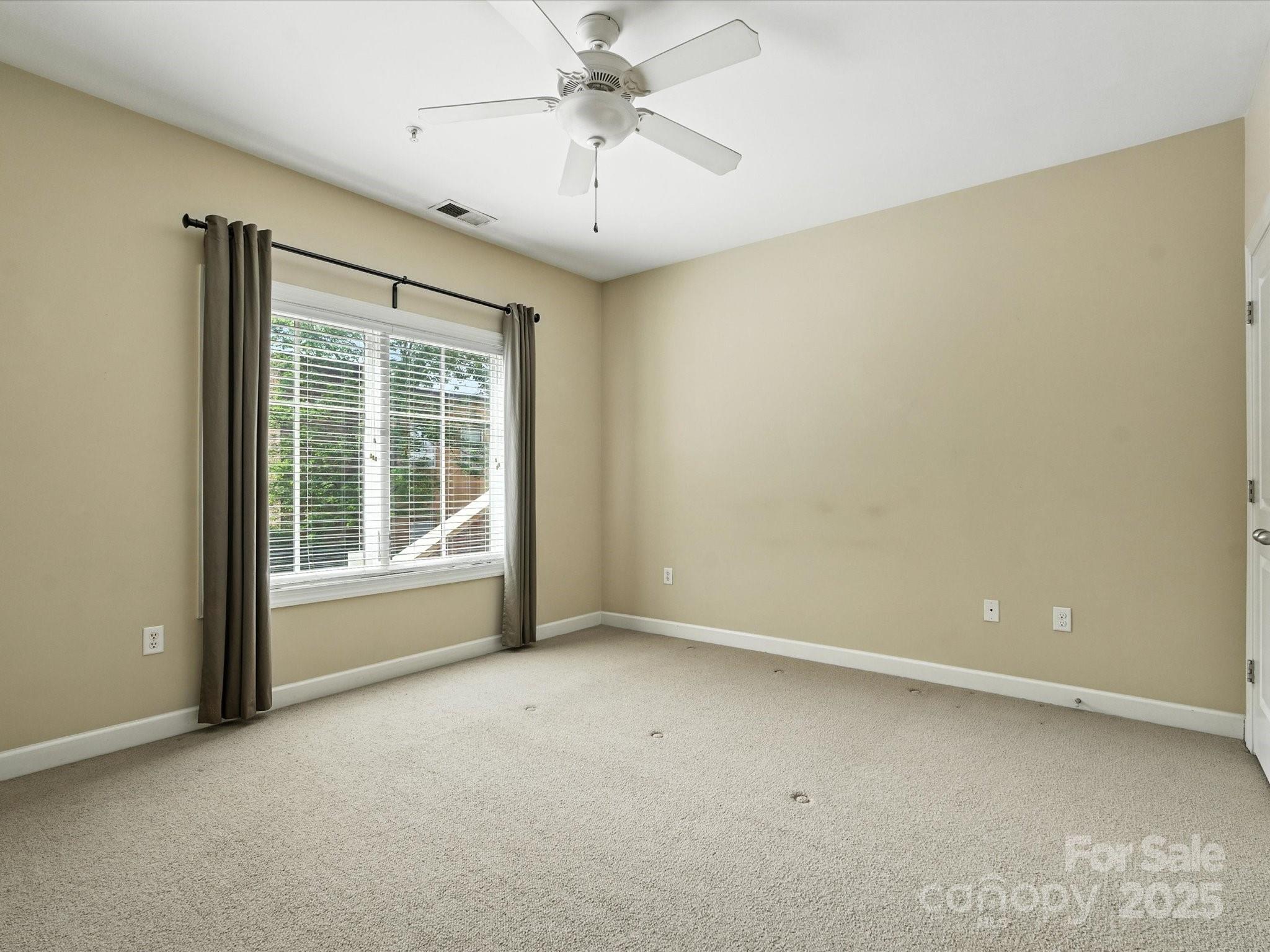 1829 Kenilworth Avenue Property Photo 23