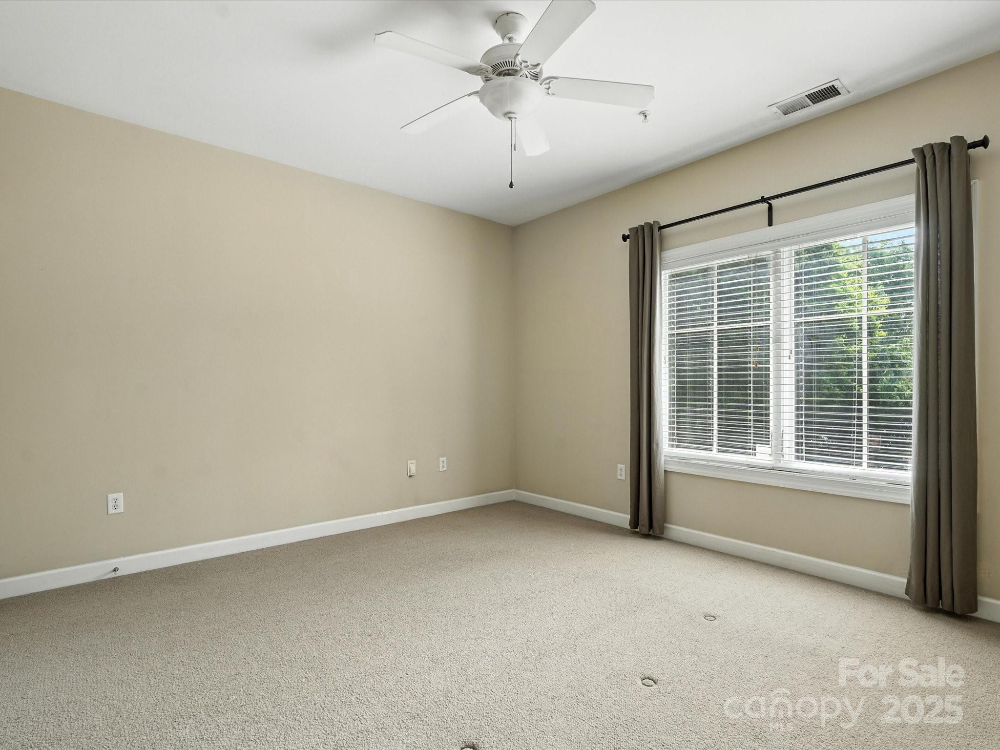 1829 Kenilworth Avenue Property Photo 24