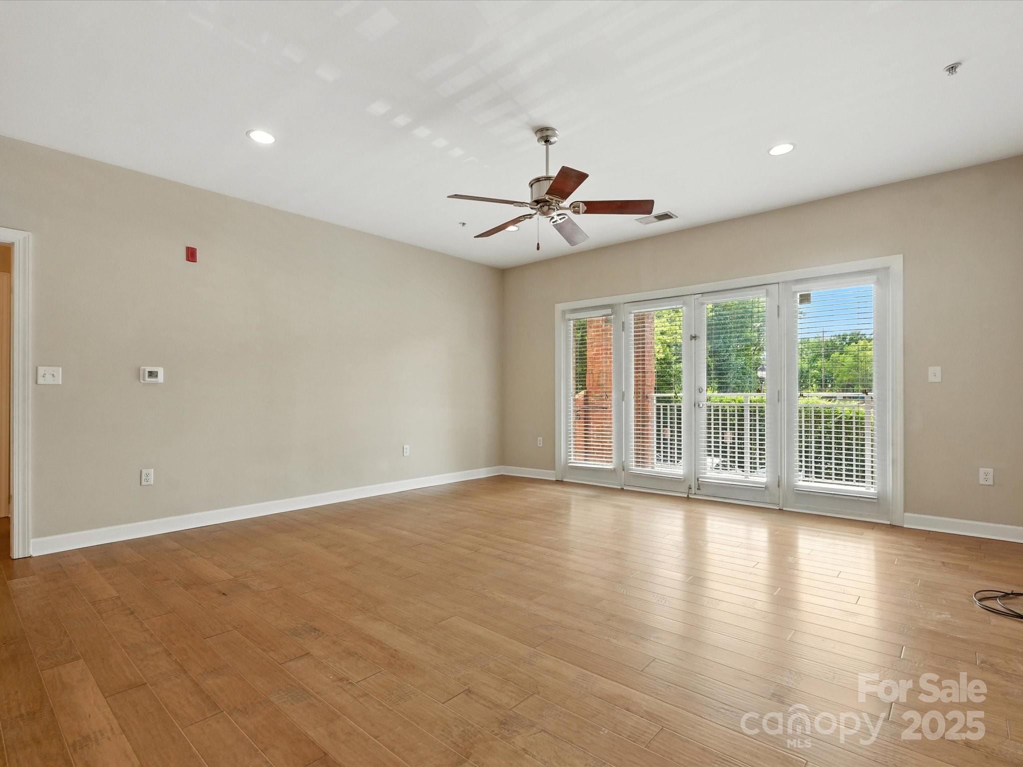 1829 Kenilworth Avenue Property Photo 27