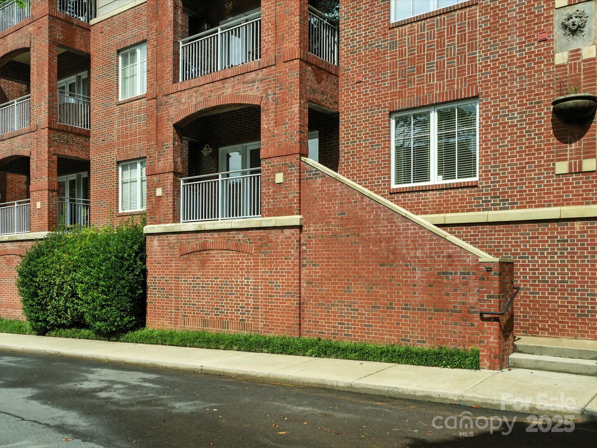 1829 Kenilworth Avenue Property Photo 31