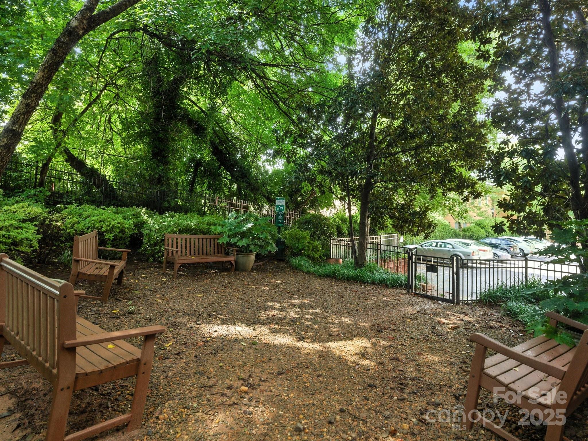 1829 Kenilworth Avenue Property Photo 34