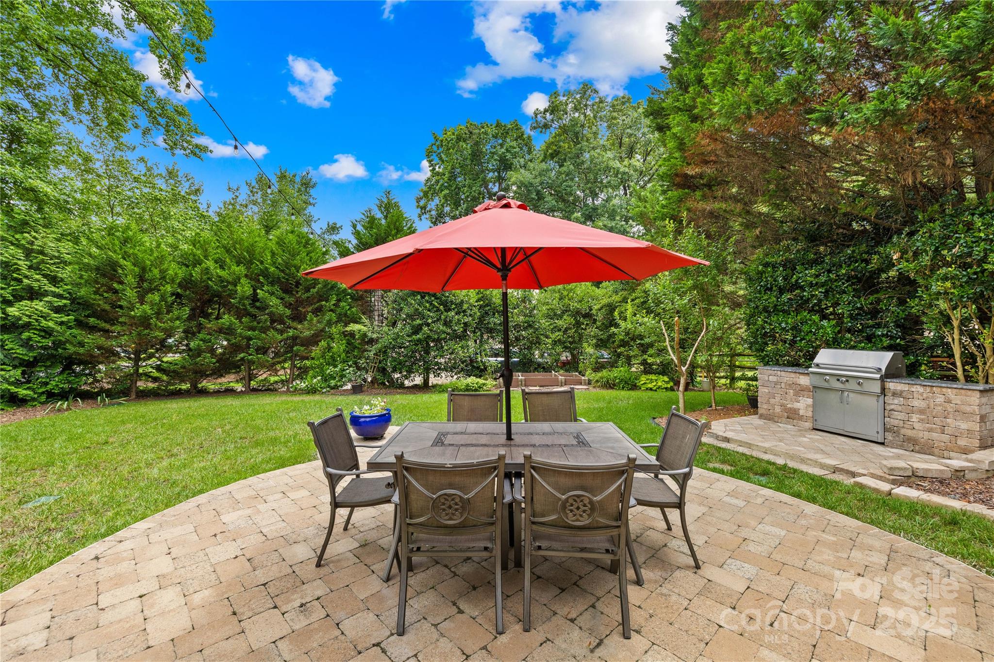 9514 Hayenridge Court Property Photo 6