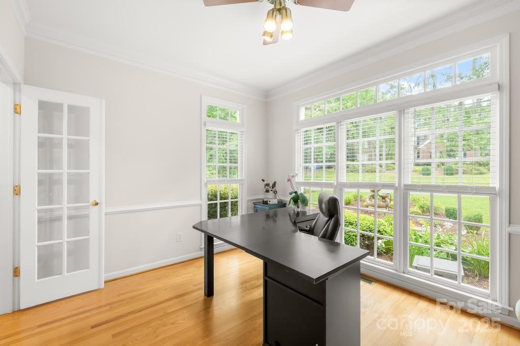 9514 Hayenridge Court Property Photo 11