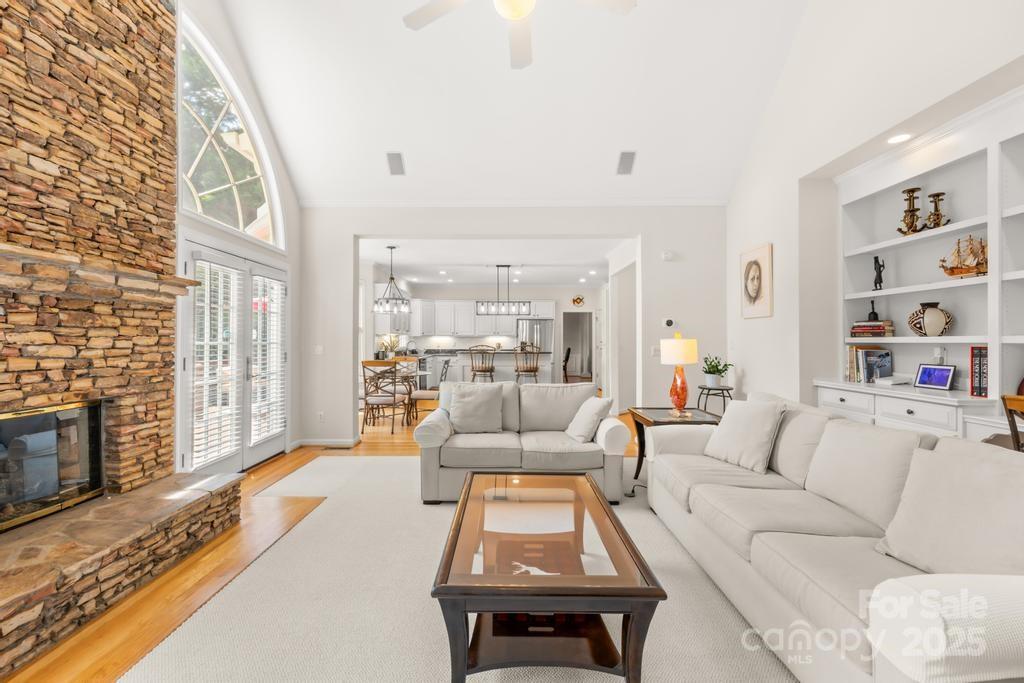 9514 Hayenridge Court Property Photo 22