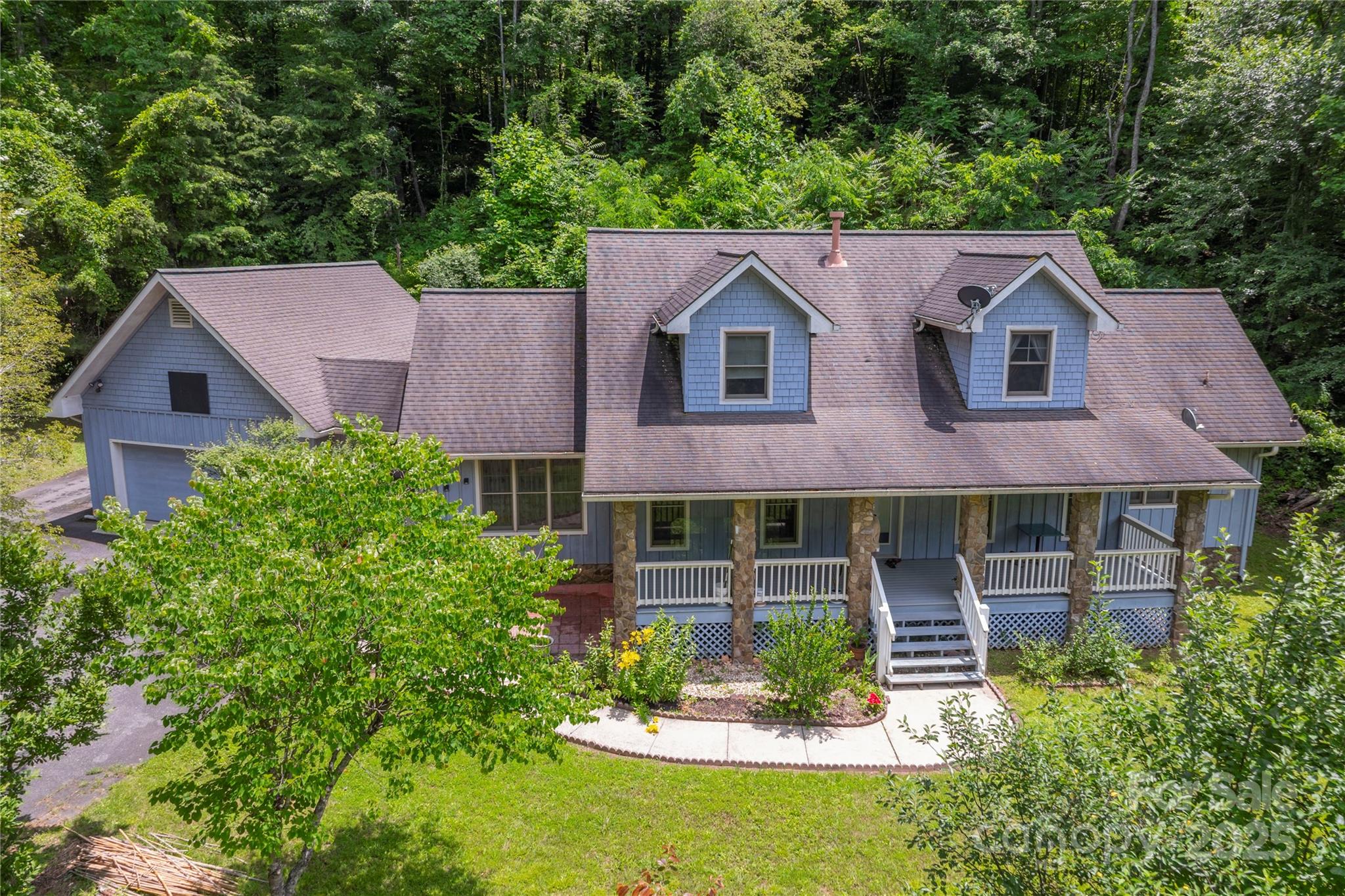 98 Choga Ridge Property Photo 1