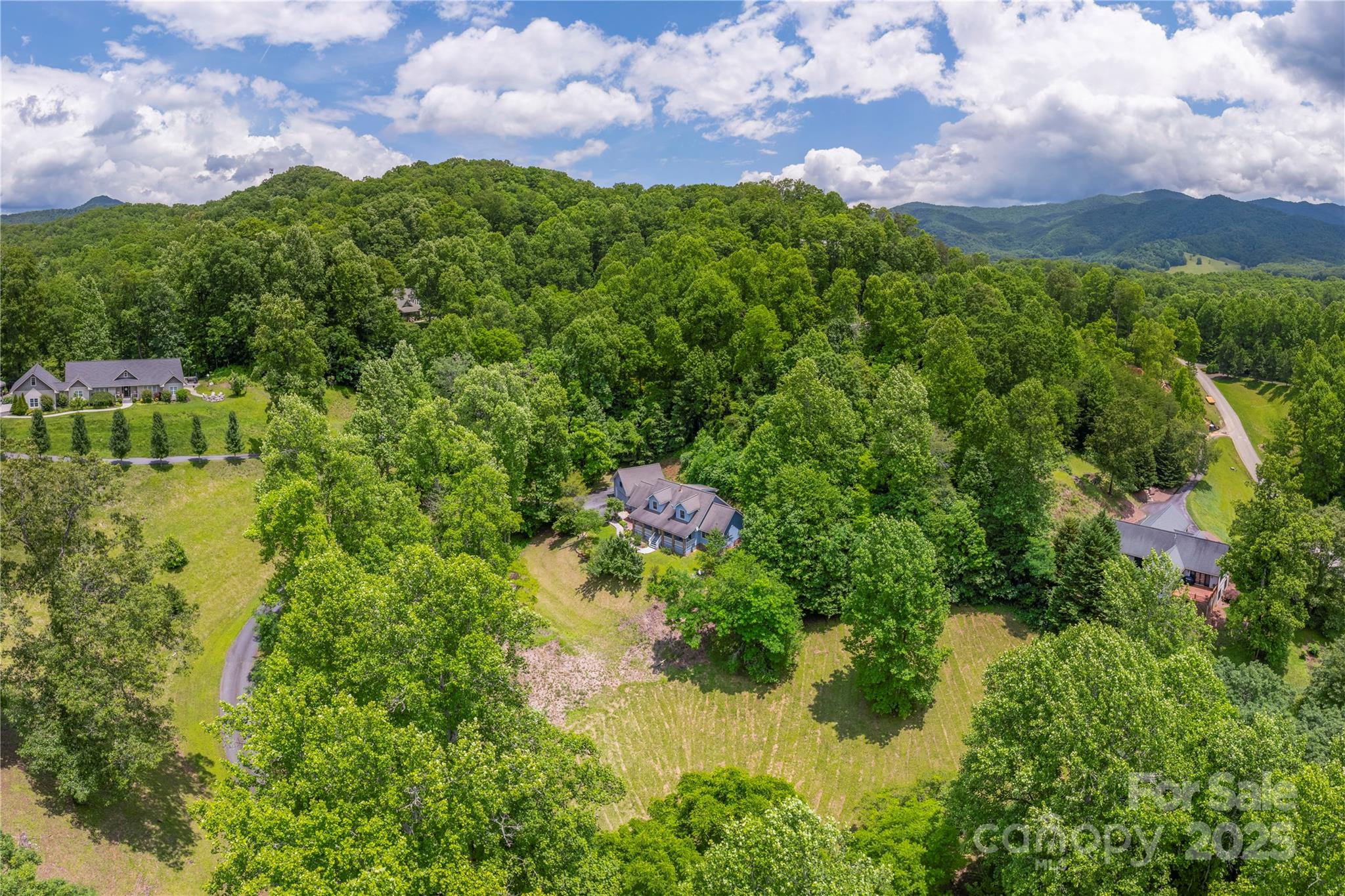 98 Choga Ridge Property Photo 2