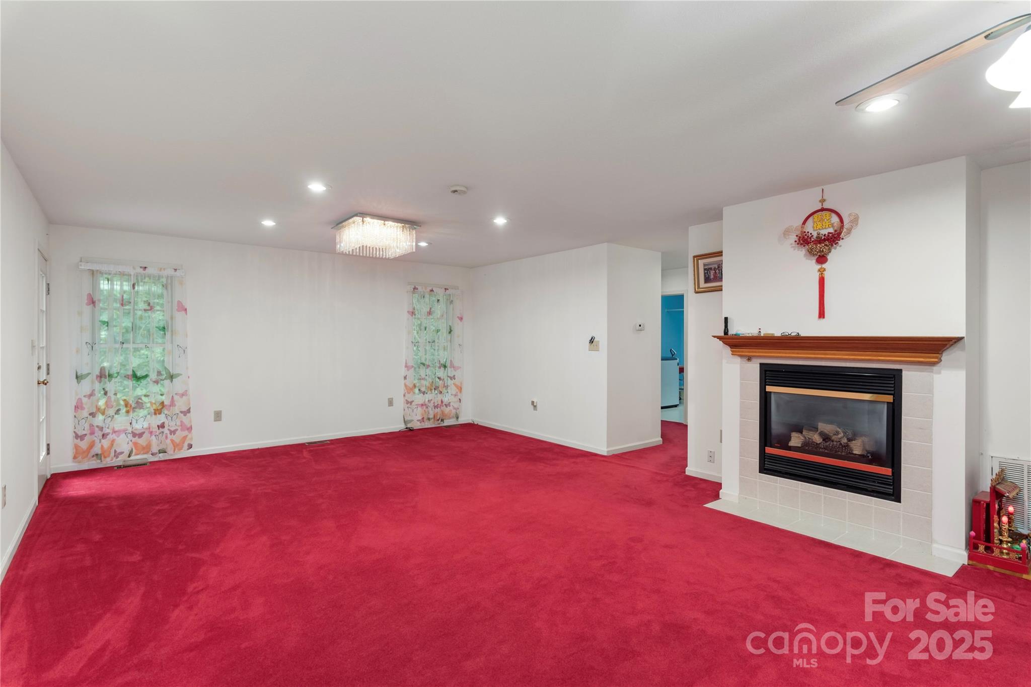 98 Choga Ridge Property Photo 7