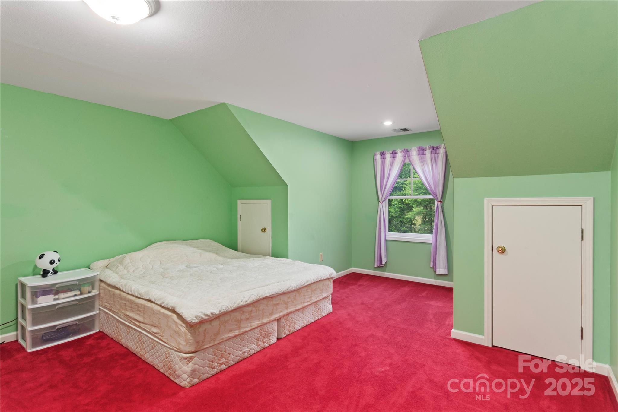 98 Choga Ridge Property Photo 24