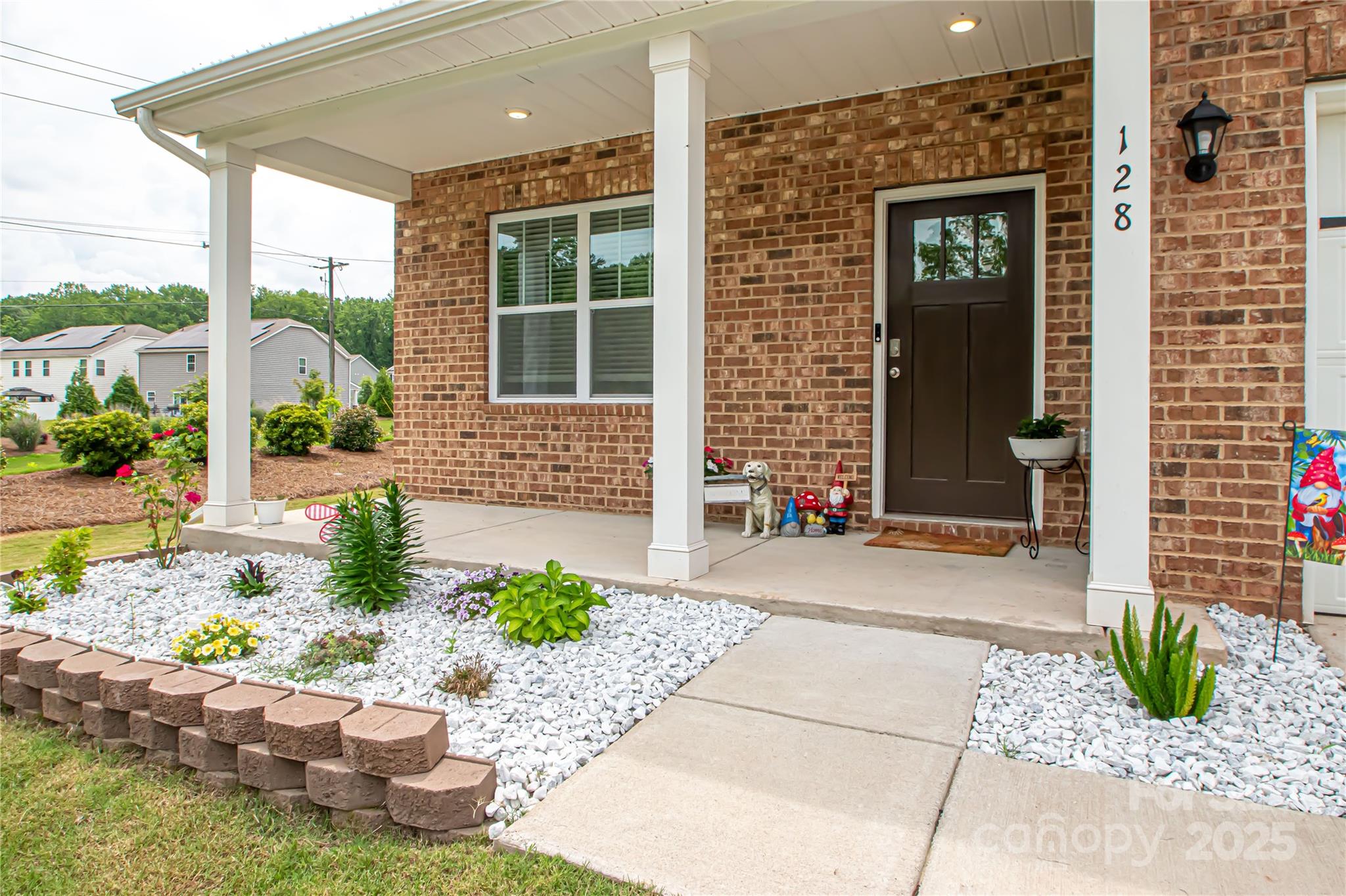 128 Hickory Ridge Drive Property Photo 3