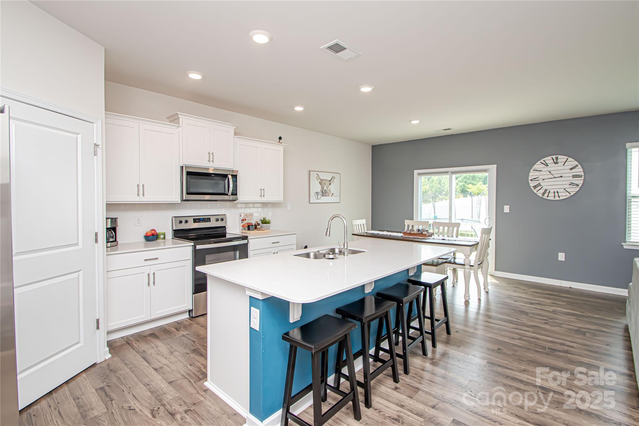 128 Hickory Ridge Drive Property Photo 6