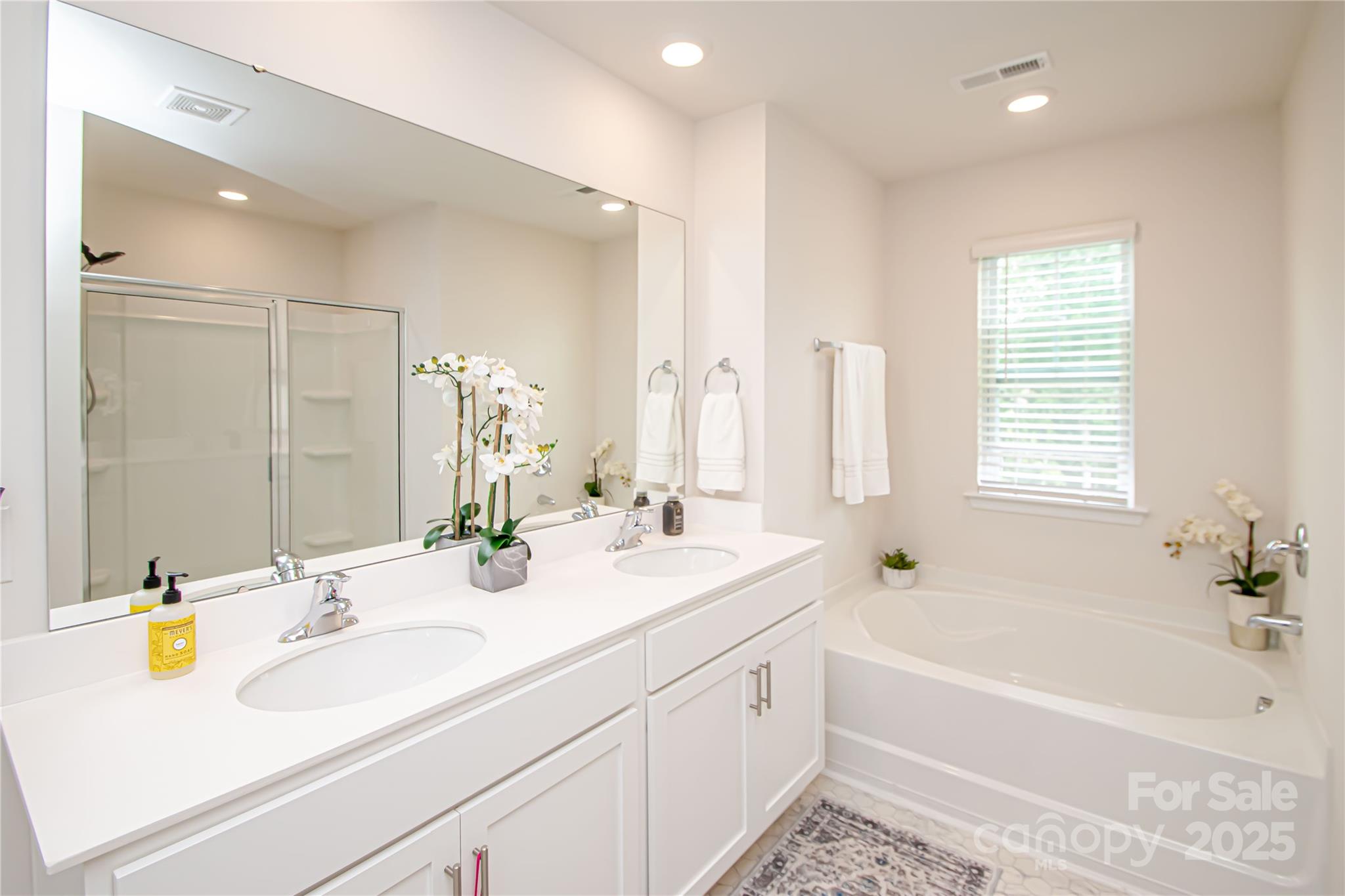 128 Hickory Ridge Drive Property Photo 20