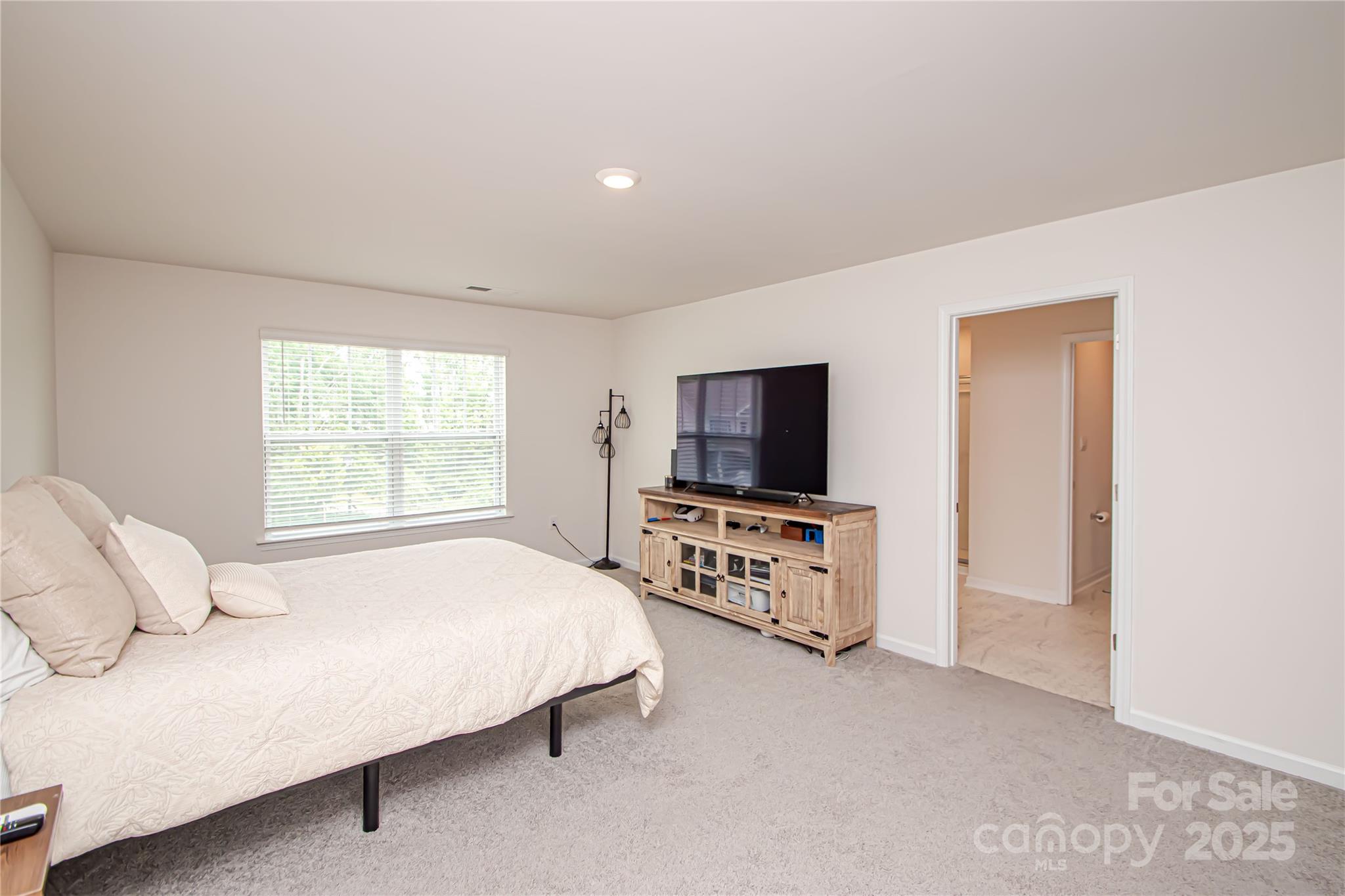 128 Hickory Ridge Drive Property Photo 22