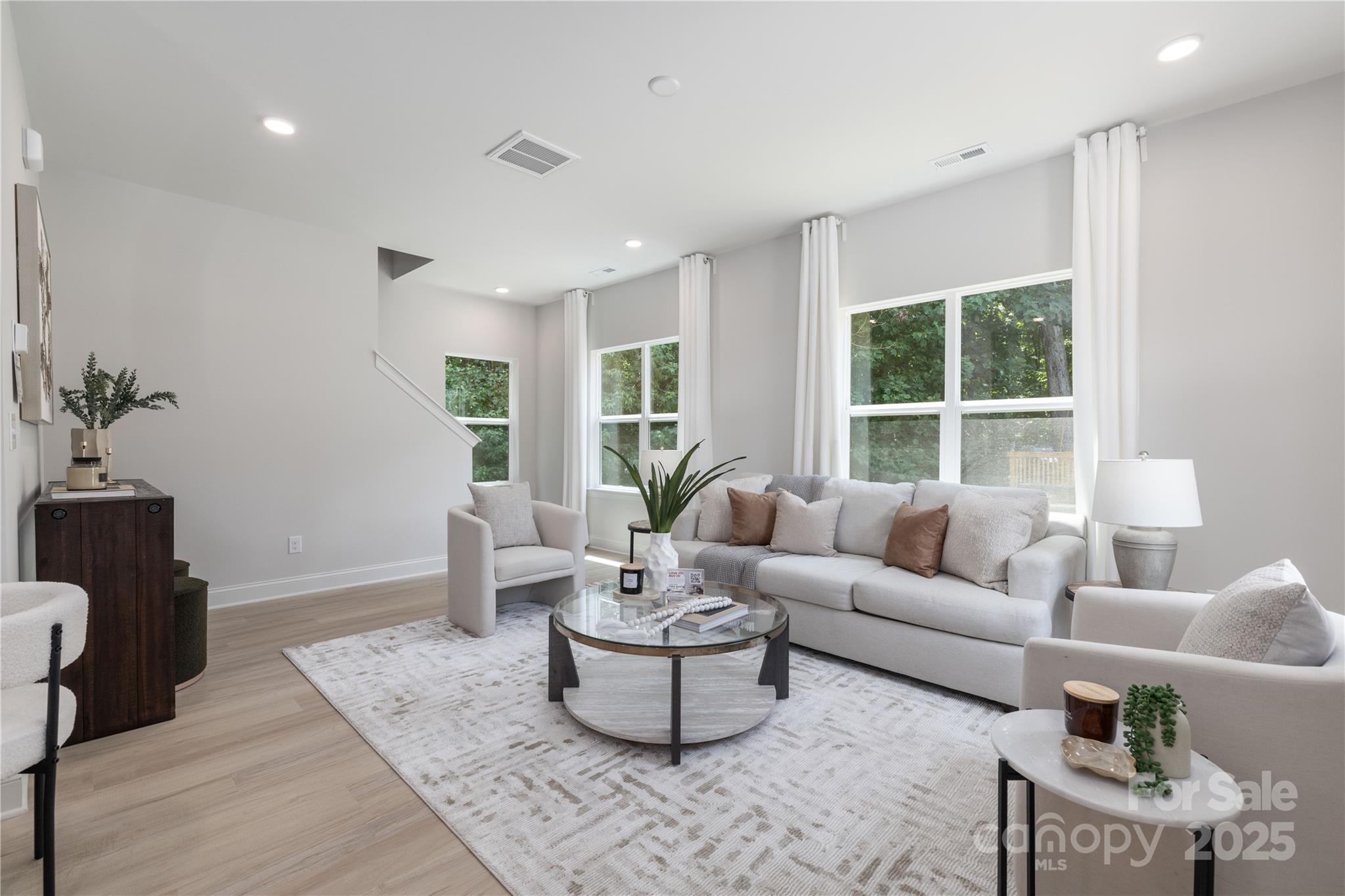 3610 Maggie Laney Drive Property Photo 5