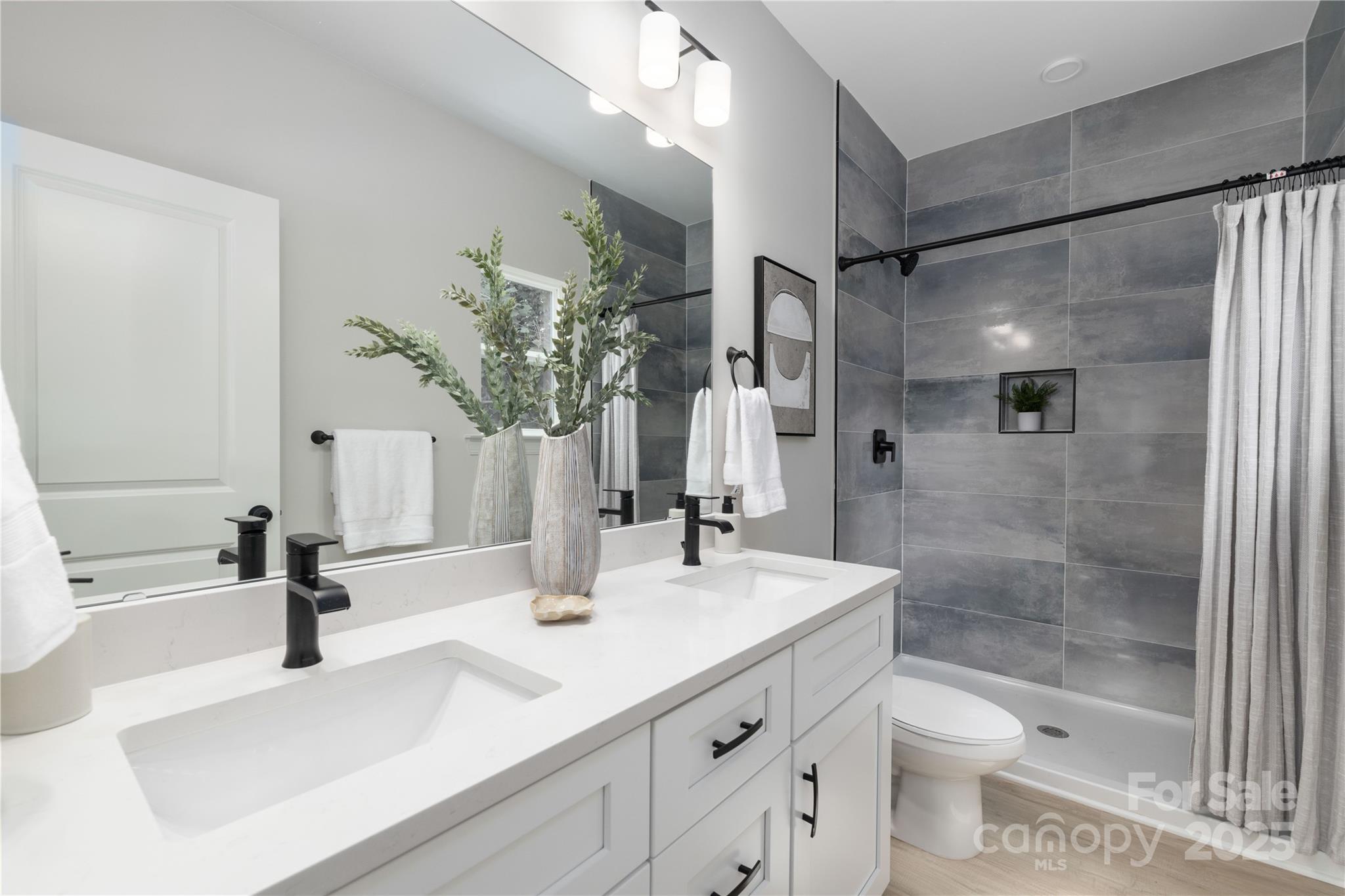 3610 Maggie Laney Drive Property Photo 9