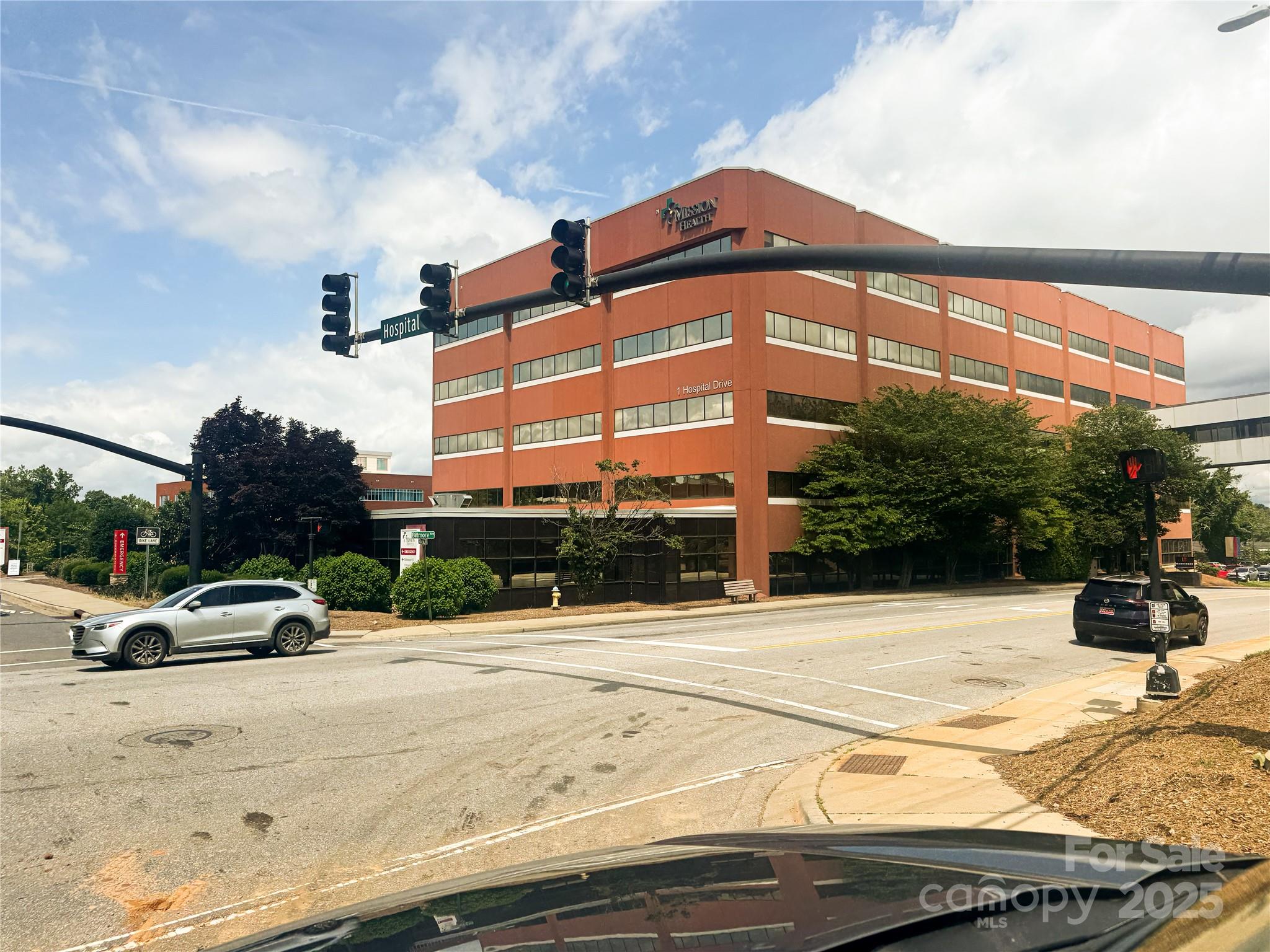 1 Hospital Drive Property Photo 2