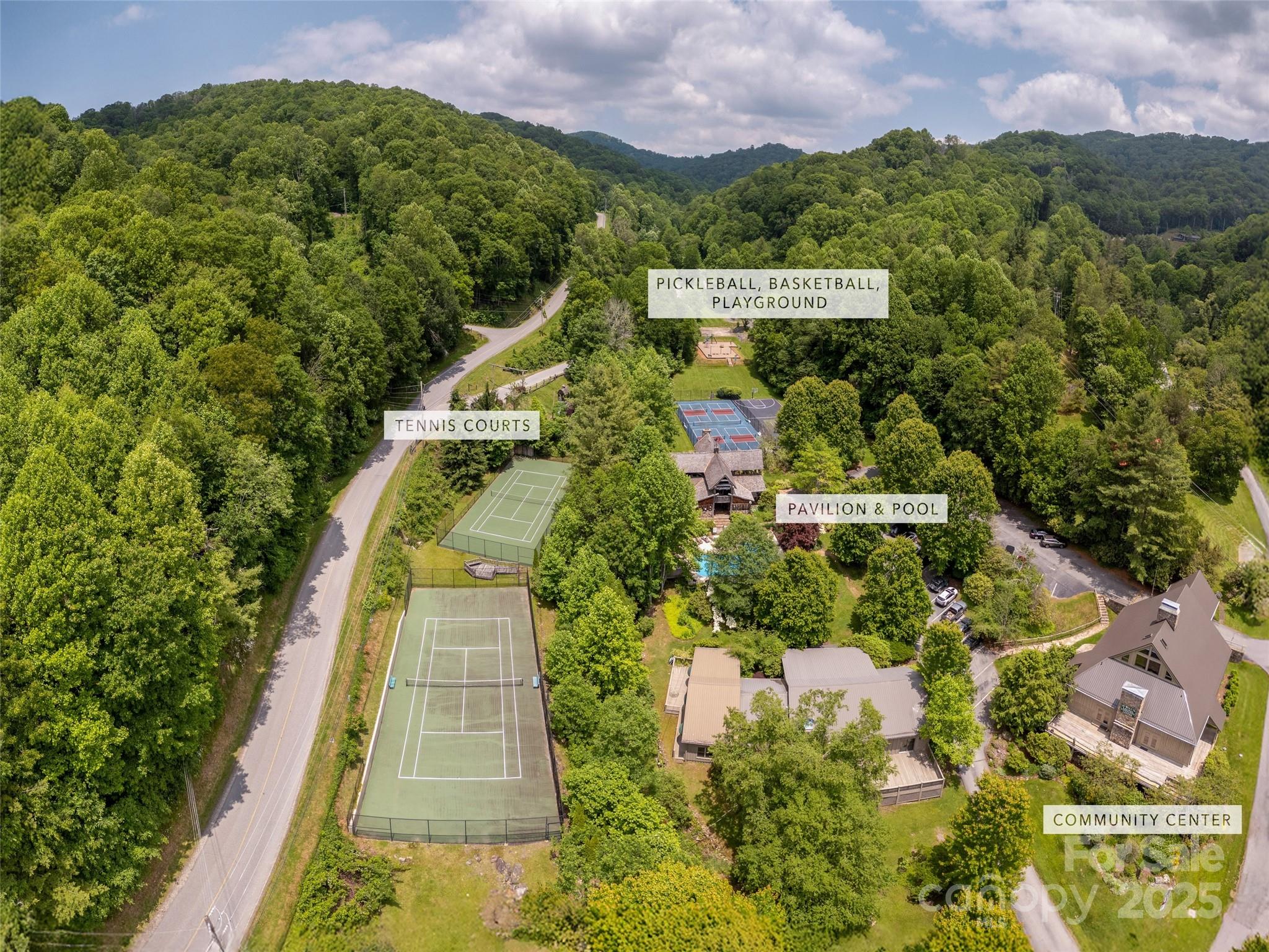 000 English Ridge Drive 34 Property Photo 15