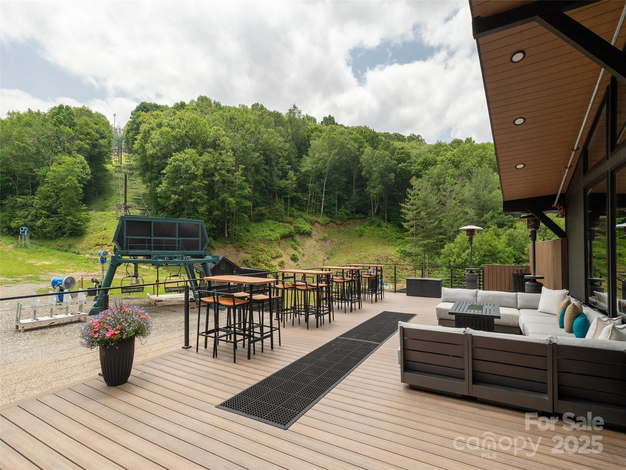 000 English Ridge Drive 34 Property Photo 27