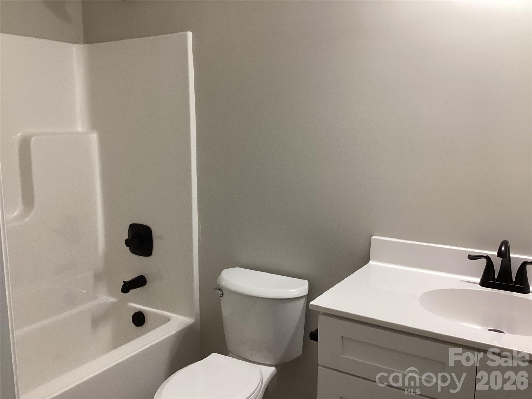 2540 S Jake Alexander Boulevard Property Photo 10