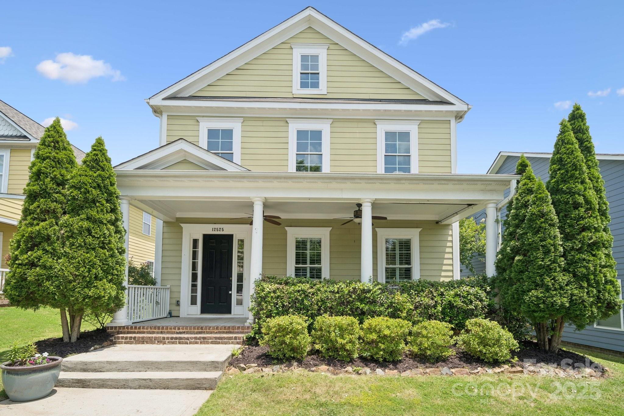 12525 Druids Glen Drive Property Photo 1