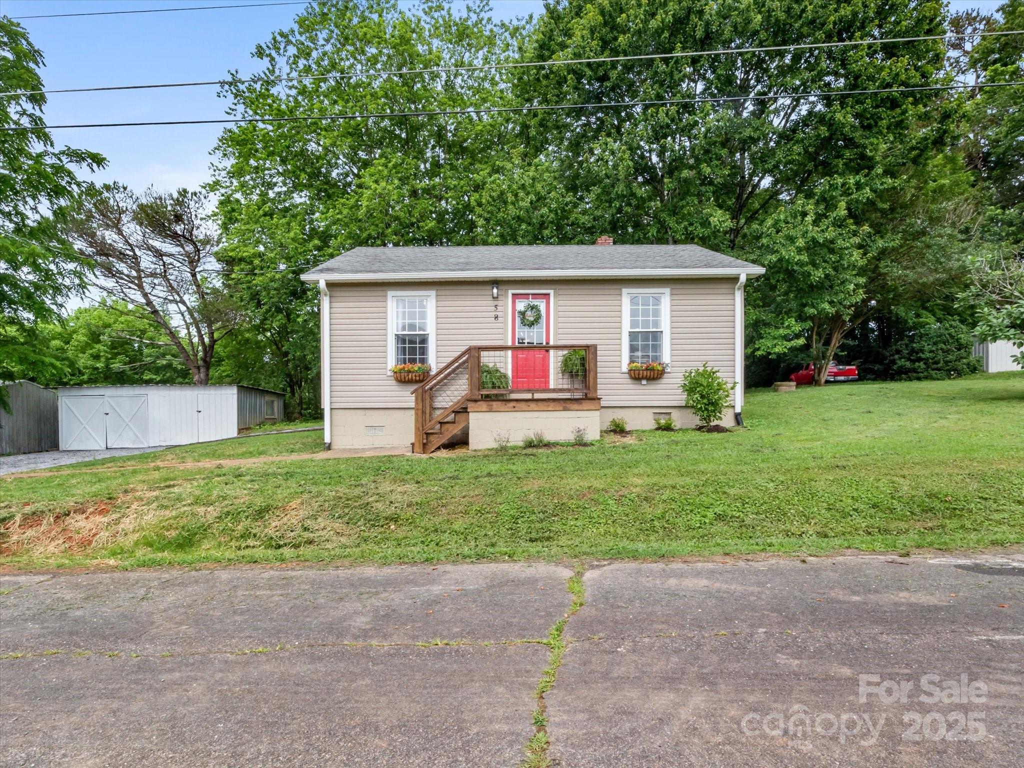 58 Poplar Drive Property Photo 1