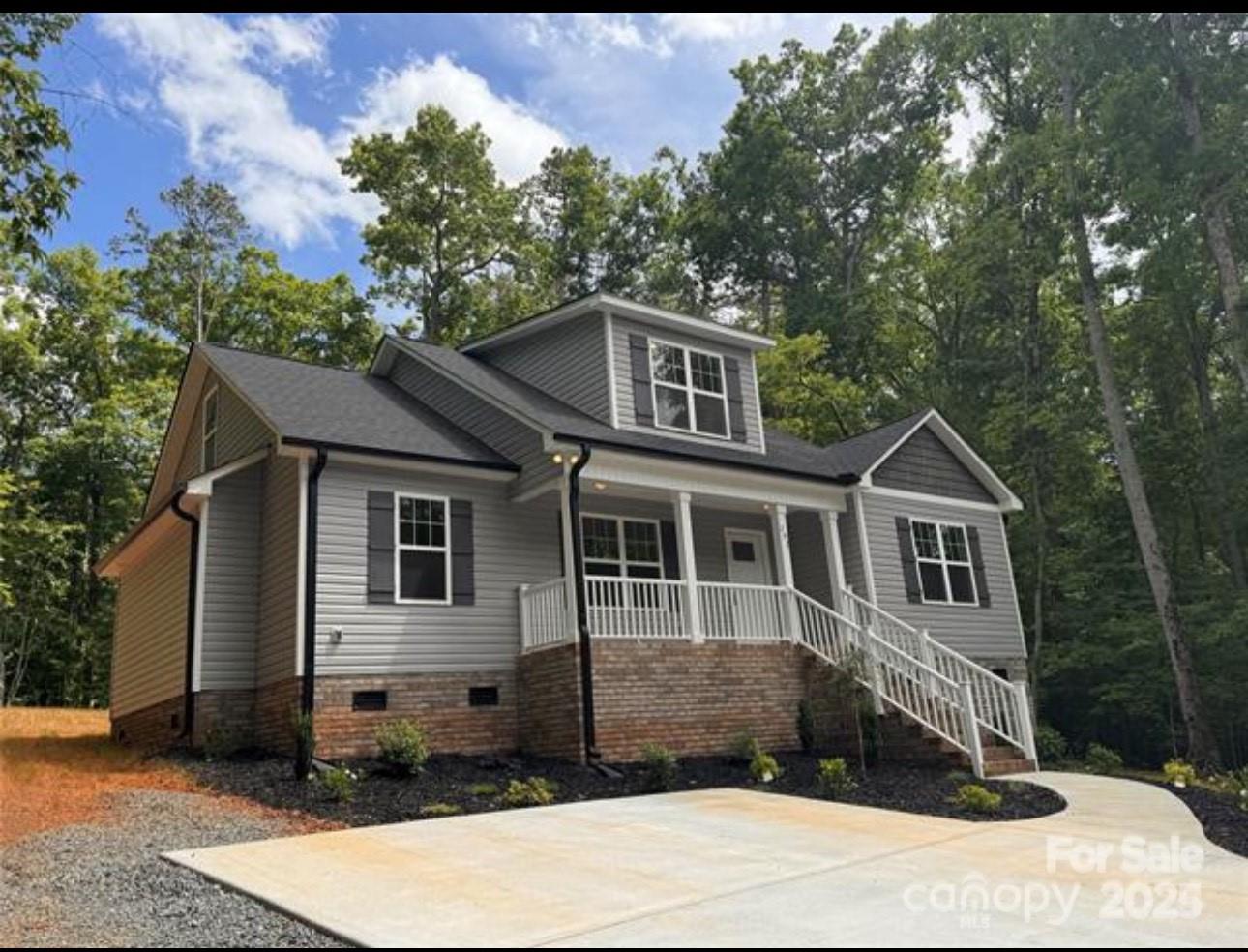 292 Manchester Road Property Photo 1