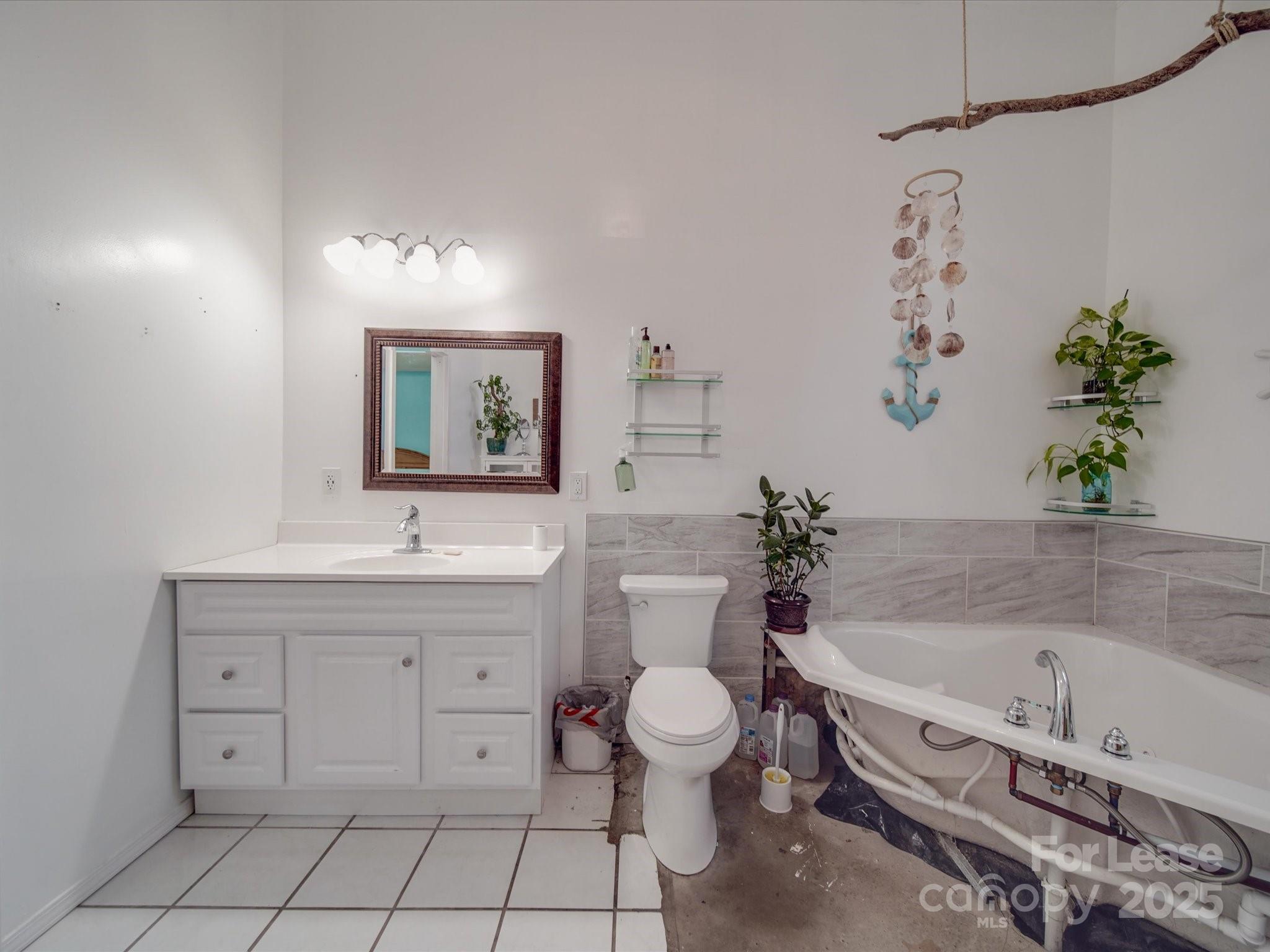 4400 Republic Drive Property Photo 31