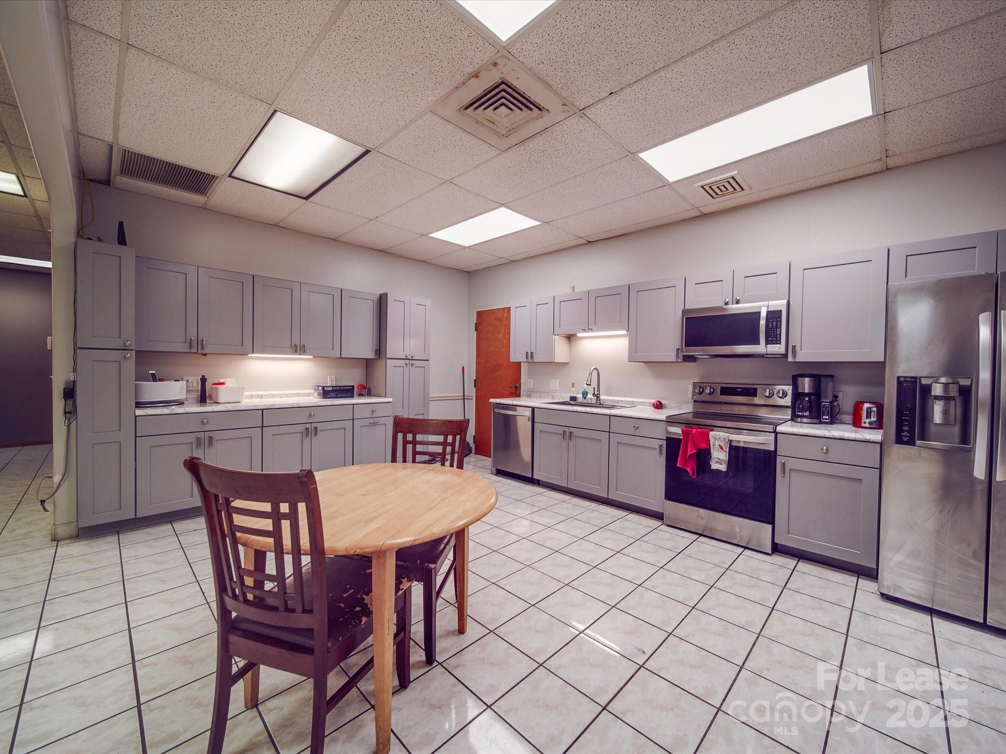 4400 Republic Drive Property Photo 45